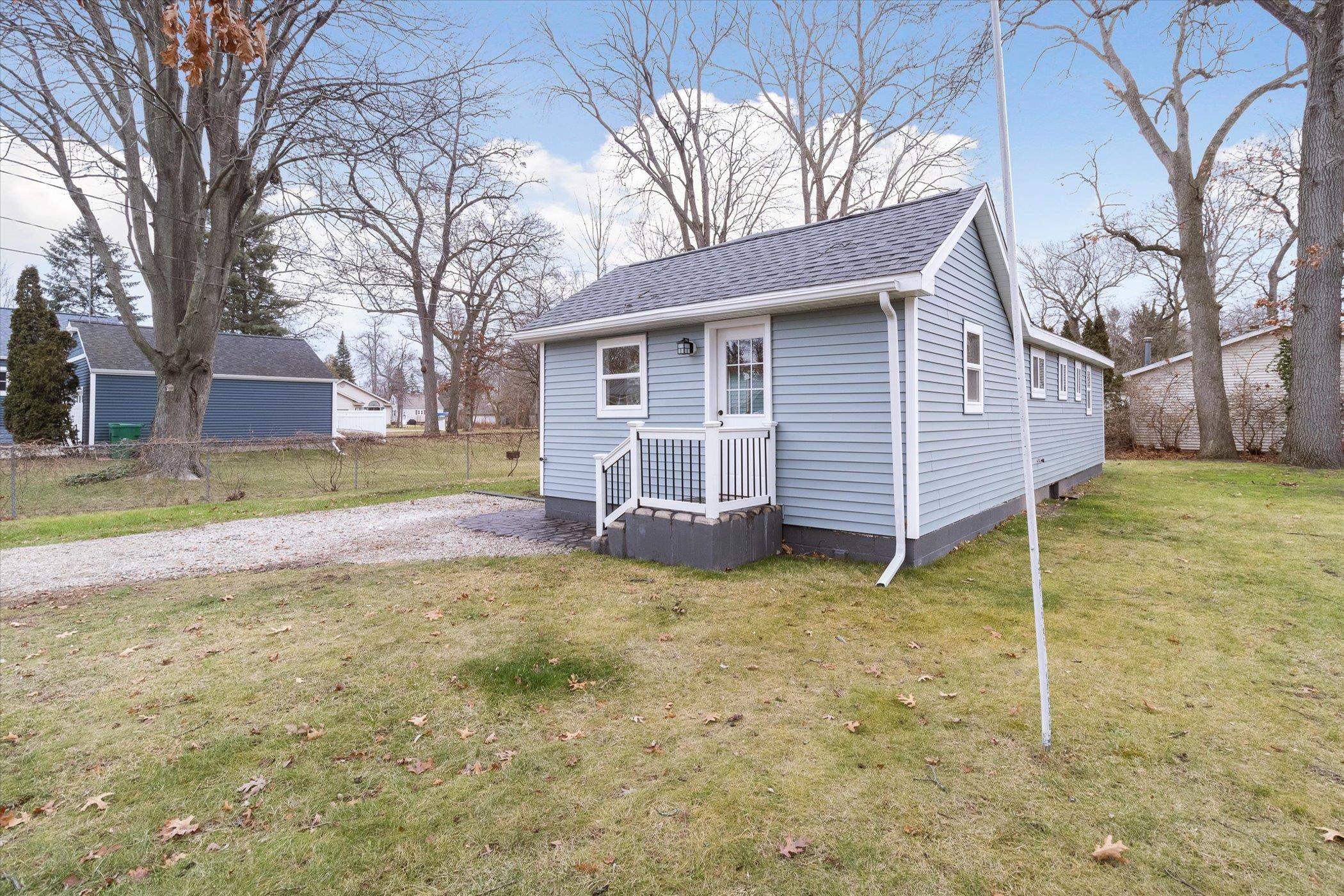 203 Lincoln Drive