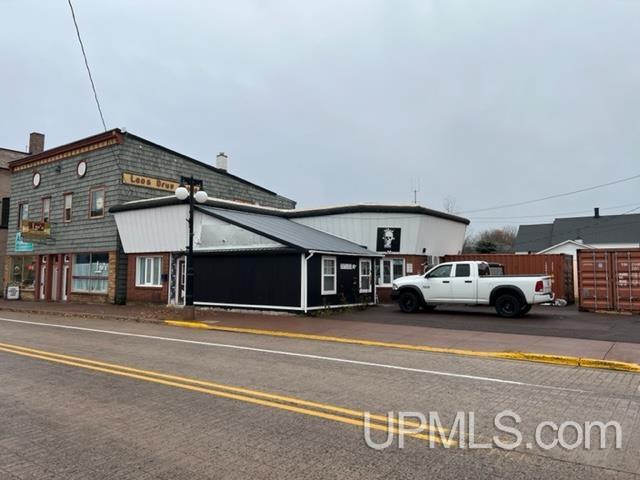 Commercial Listing MLS Number 50099372