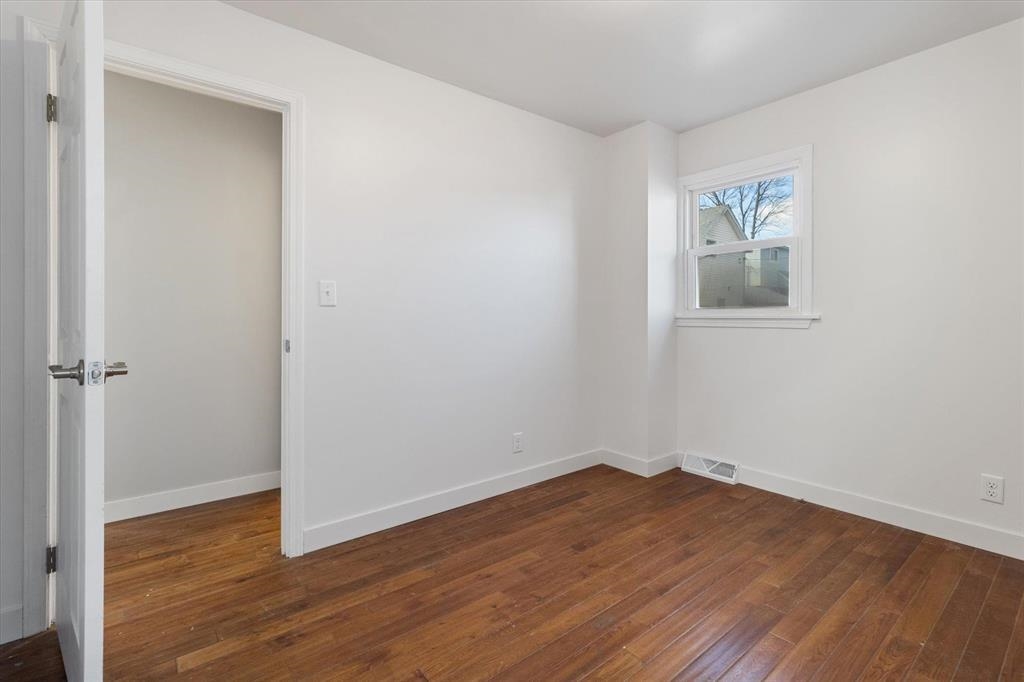 303 Sophia Street