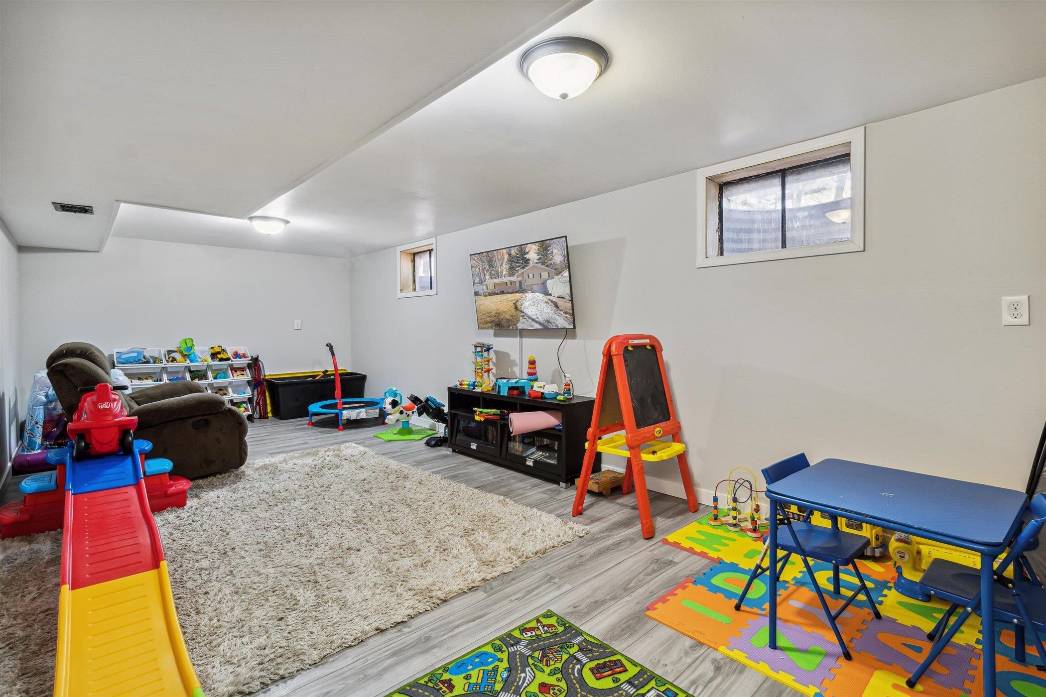 5713 Perrine Road