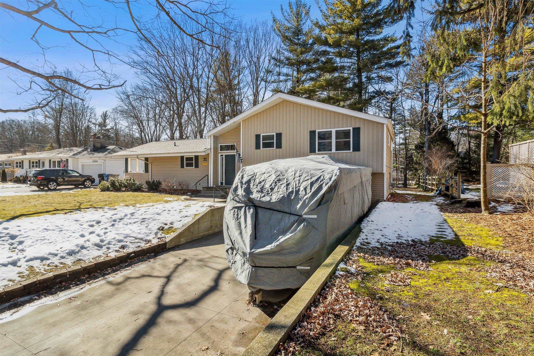 5713 Perrine Road
