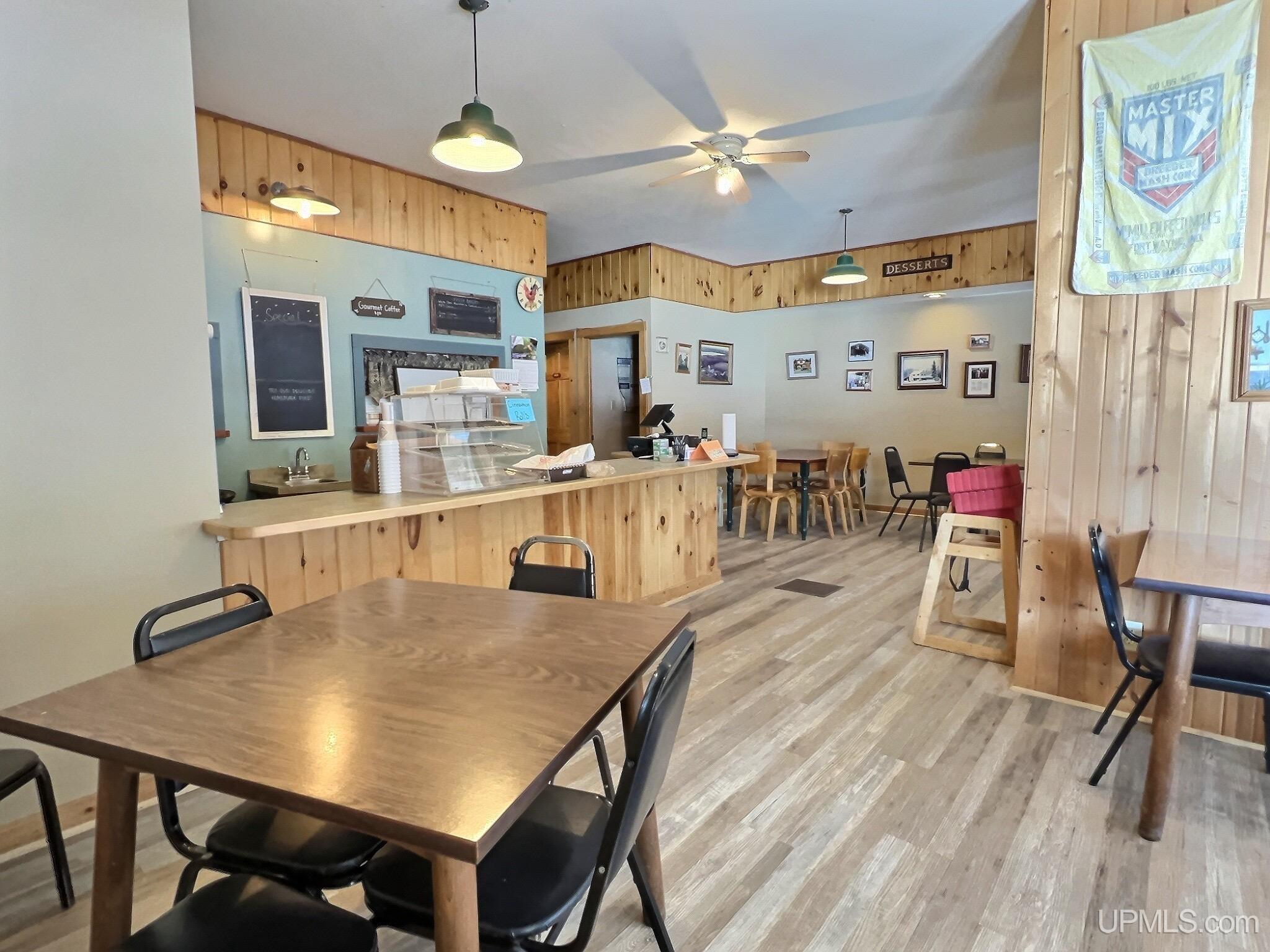 35009 Tapiola Rd