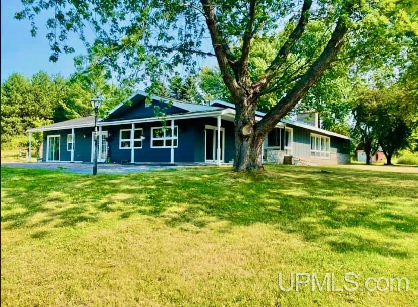 15 Jentoft Rd
