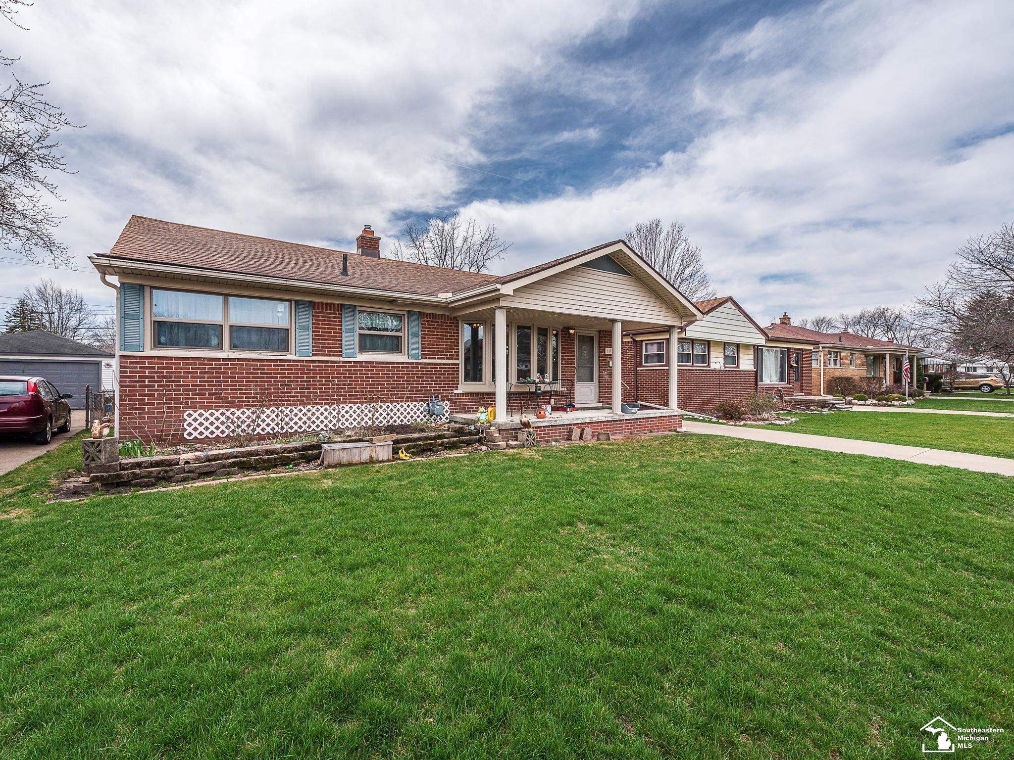17139-bert-avenue-allen-park-mi-48101