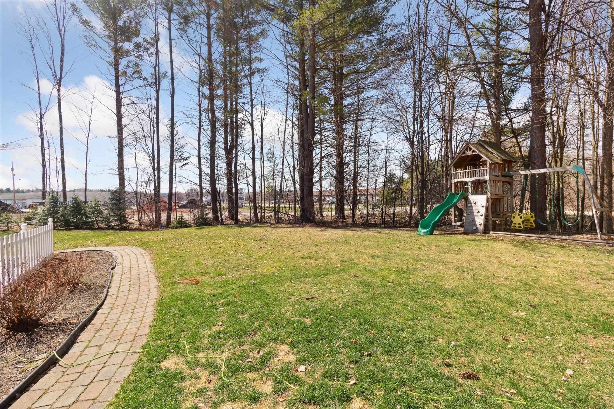 3030 E Maple Hill Court