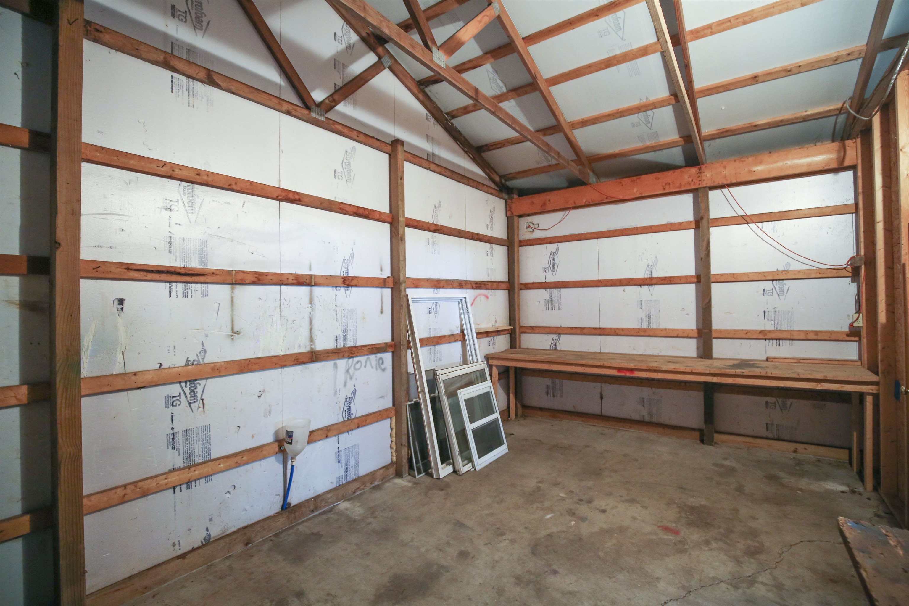 5100 Lakewood Drive