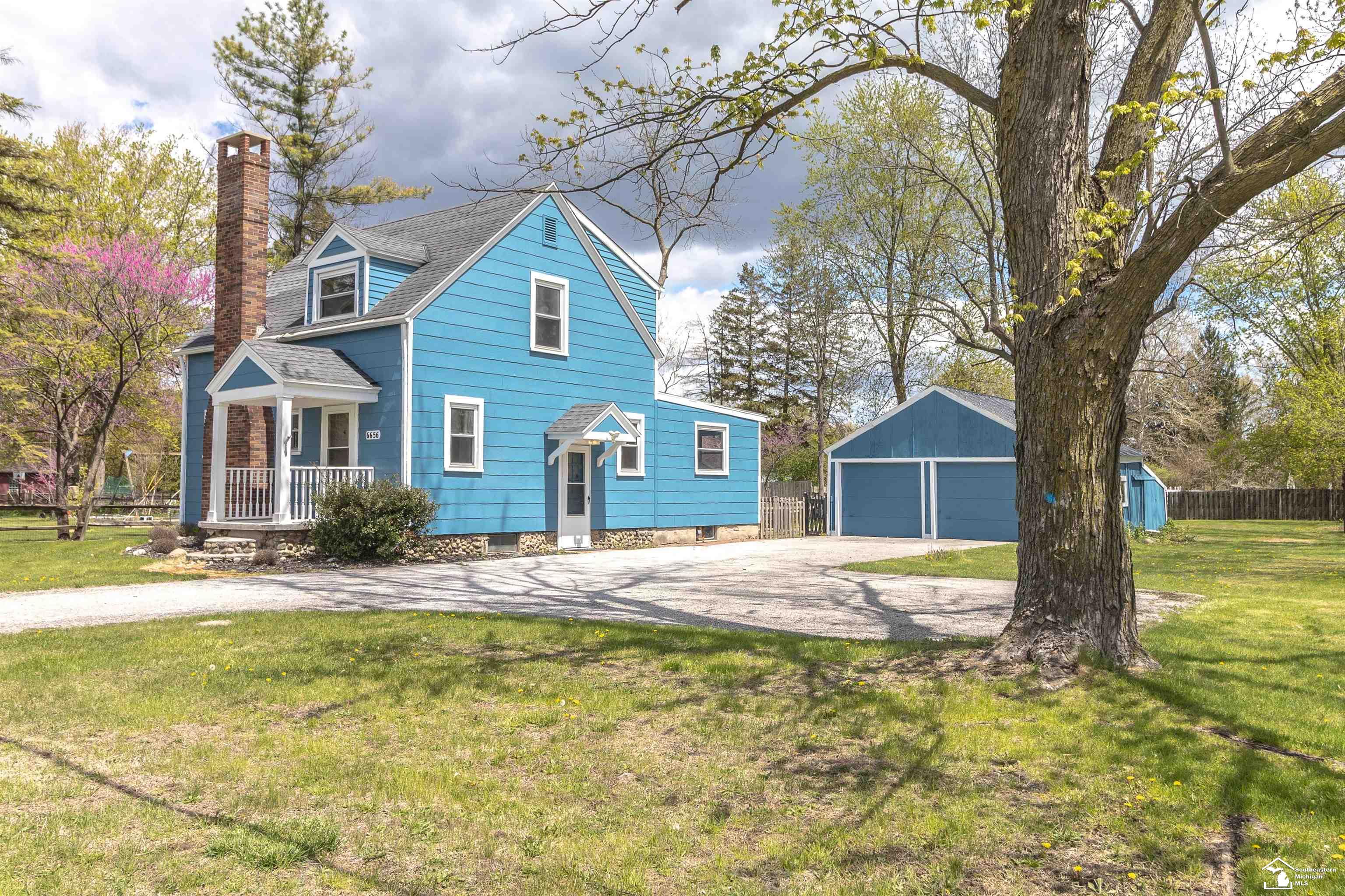 6656 SECOR RD, LAMBERTVILLE, MI 48144