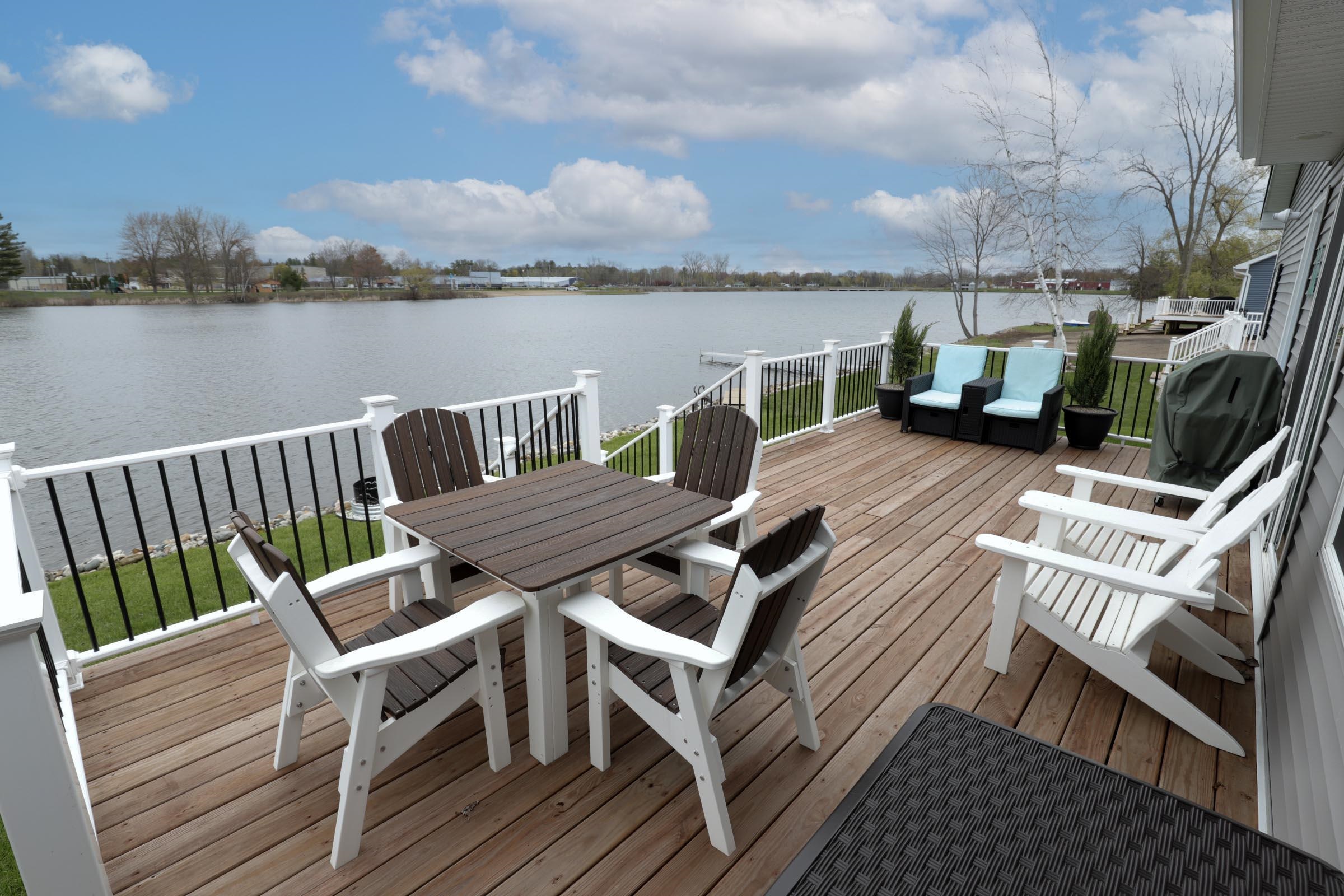 249 Lakeview Court