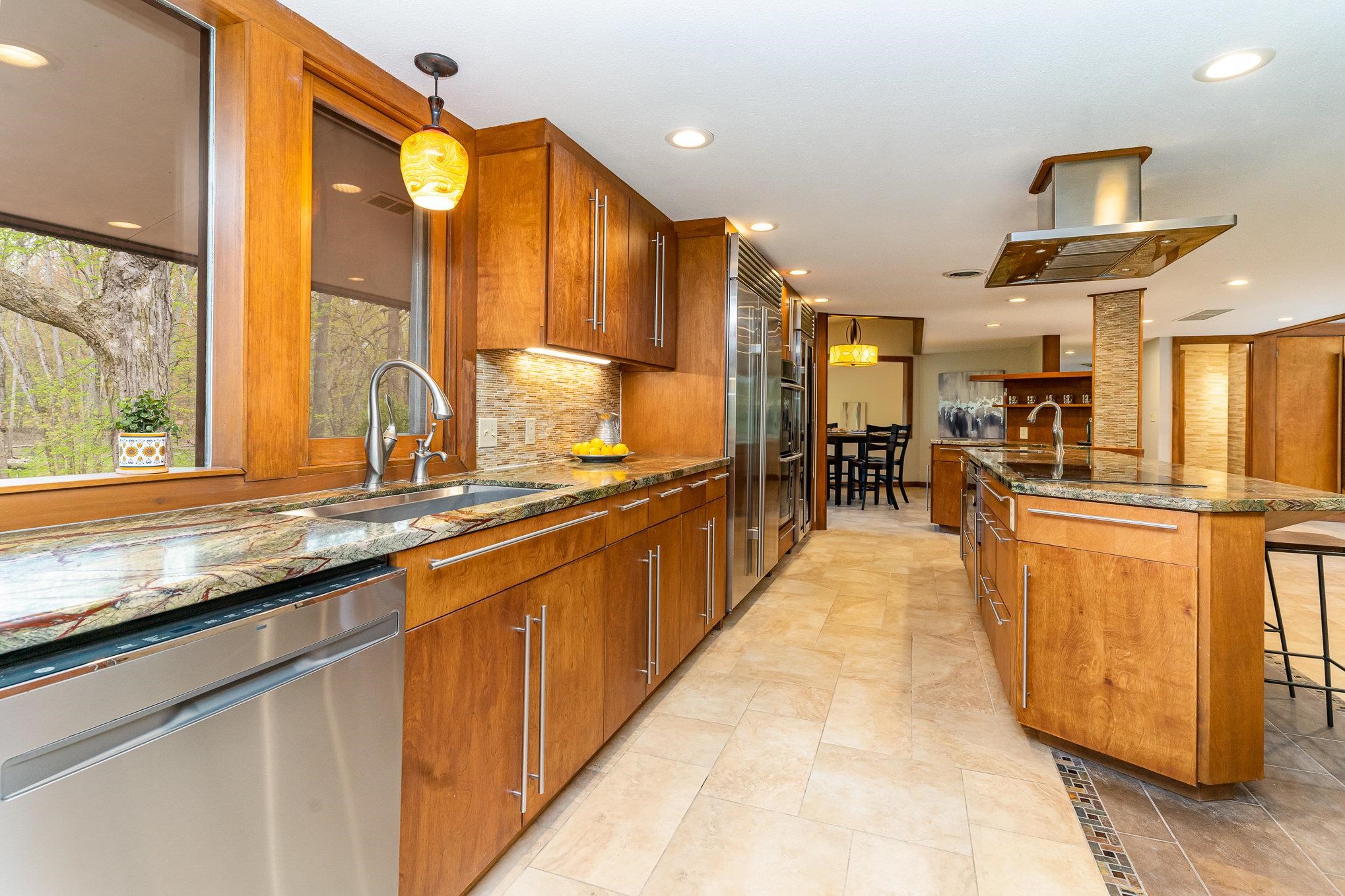 3411 Valley Drive