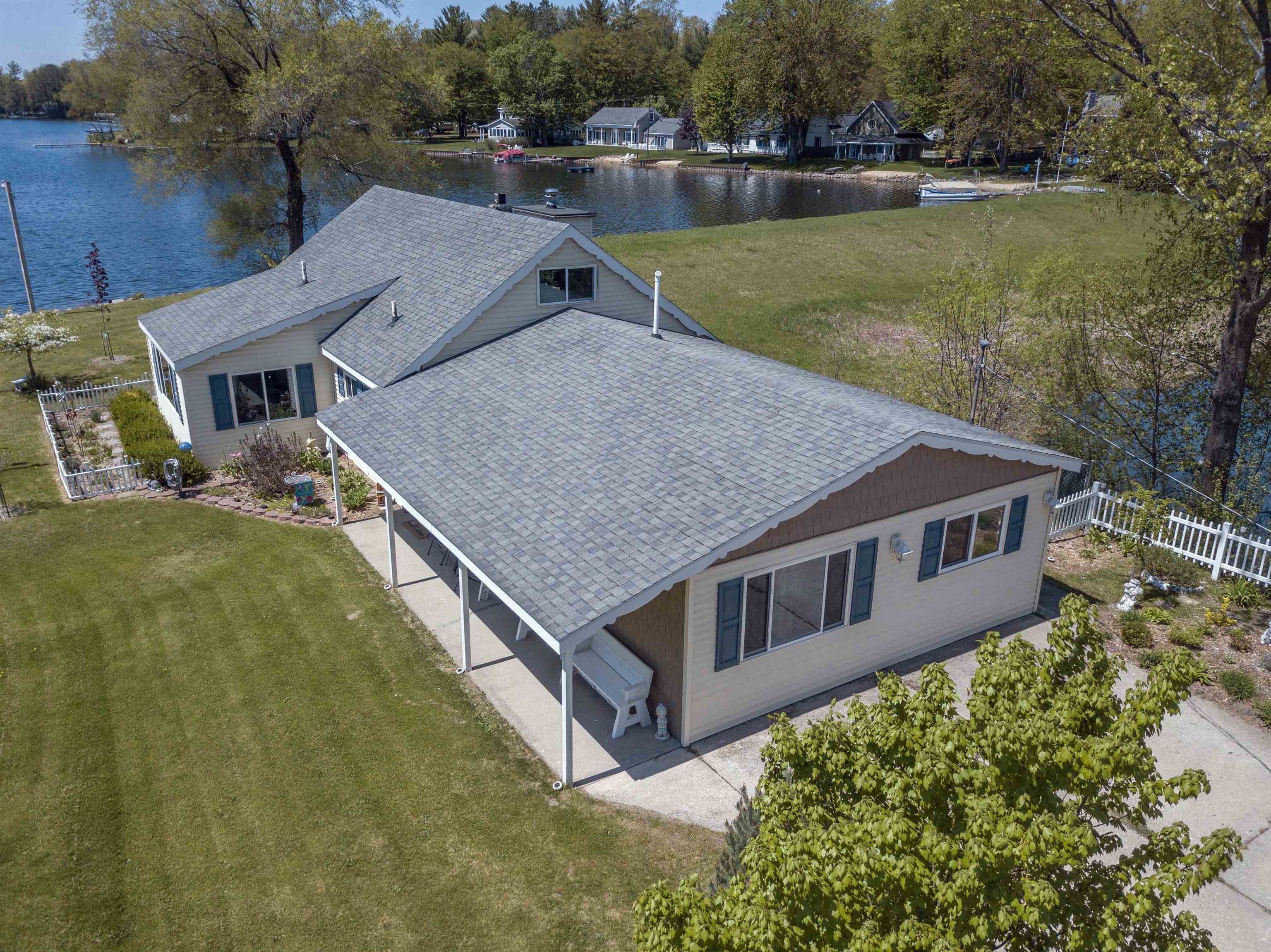 891 Bayou Road