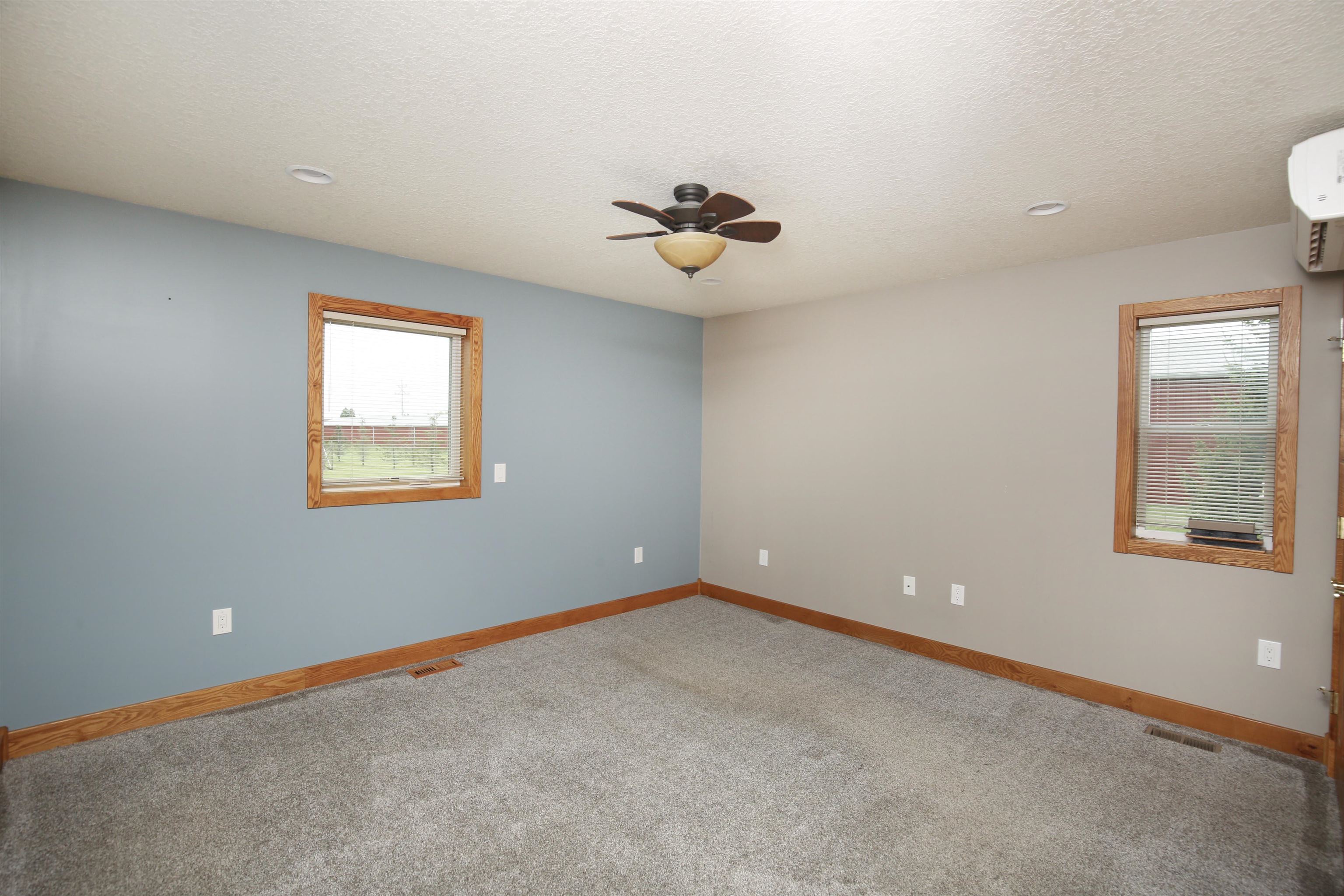 32 E Baker Road