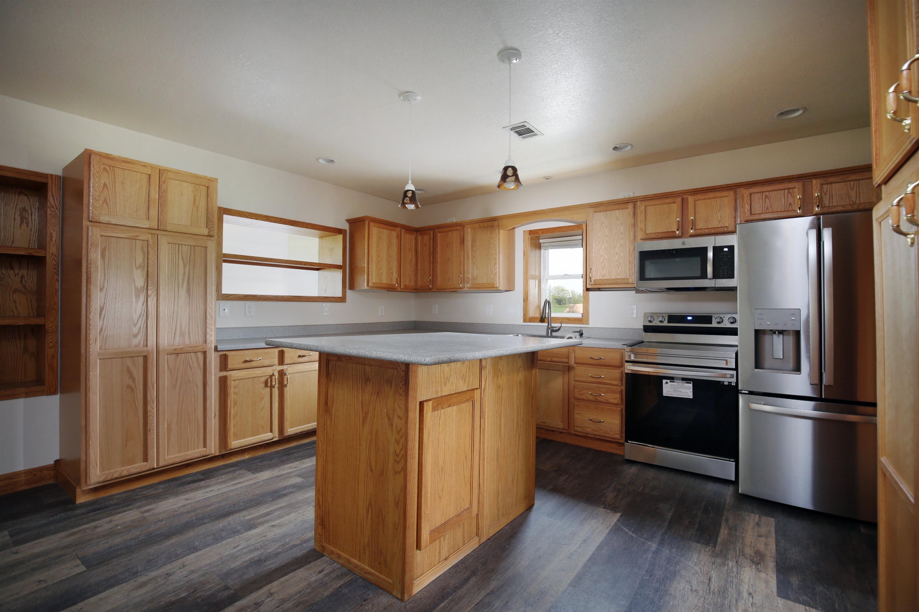 32 E Baker Road