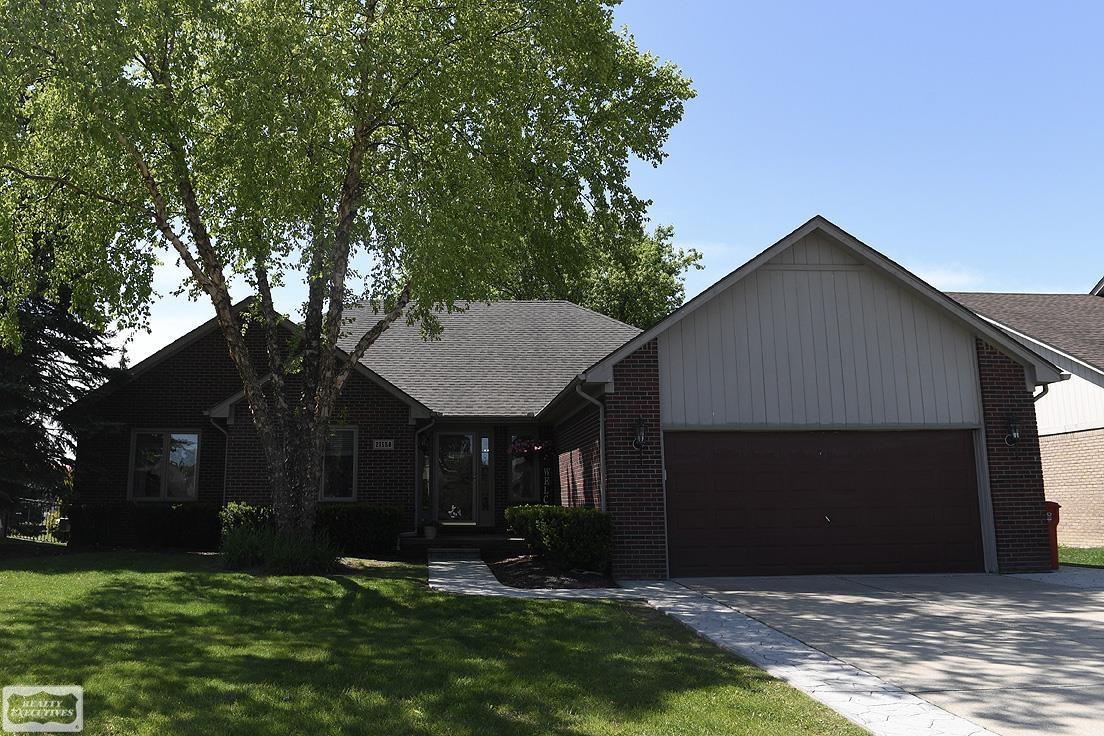 Super Sharp Macomb Ranch! Chippewa Valley Schools! Open Concept floor plan, full sized basement, updated furnace & A/C. Stamped concrete patio, Fenced Yard, & more! BATVAI