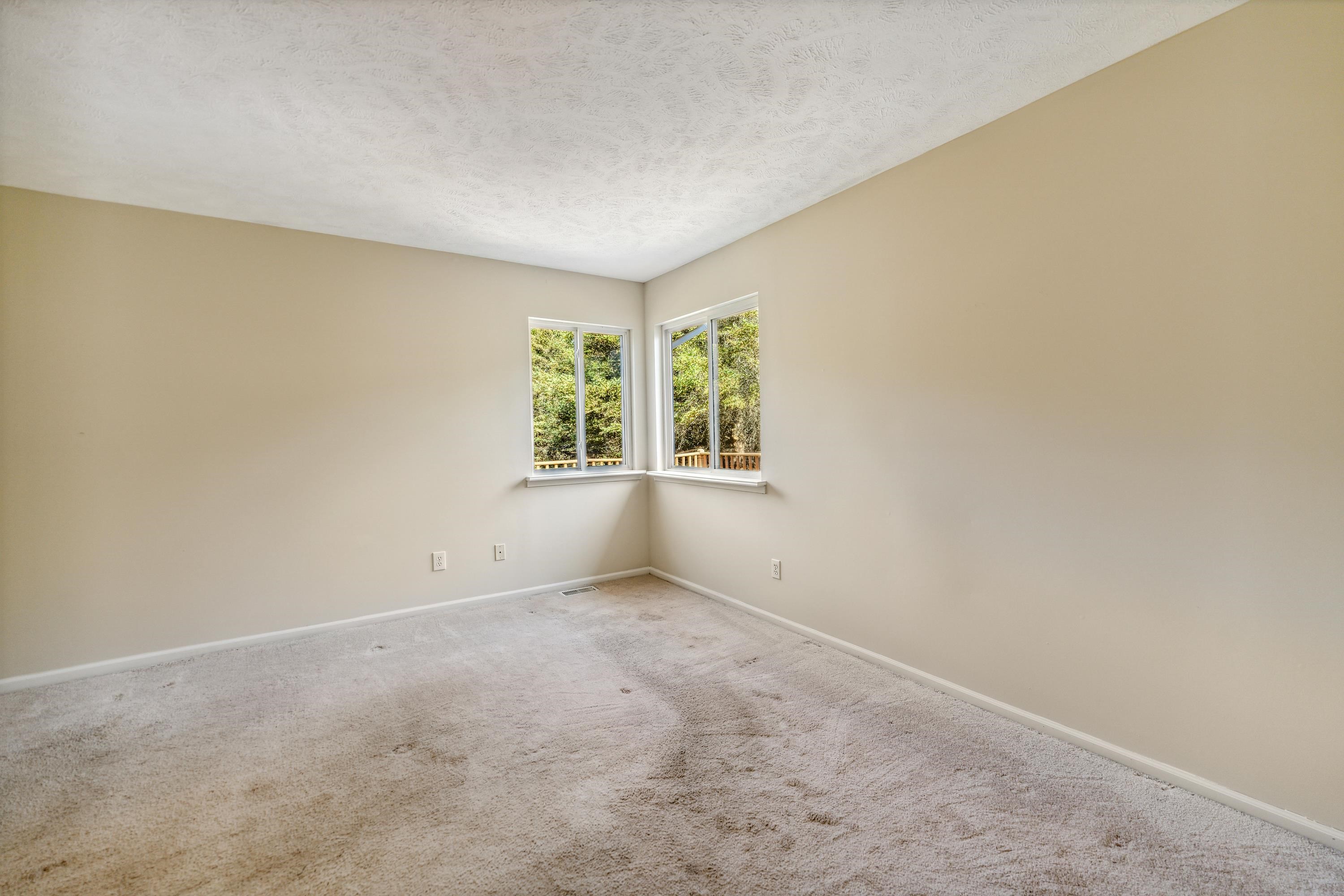 864 Mulberry Drive