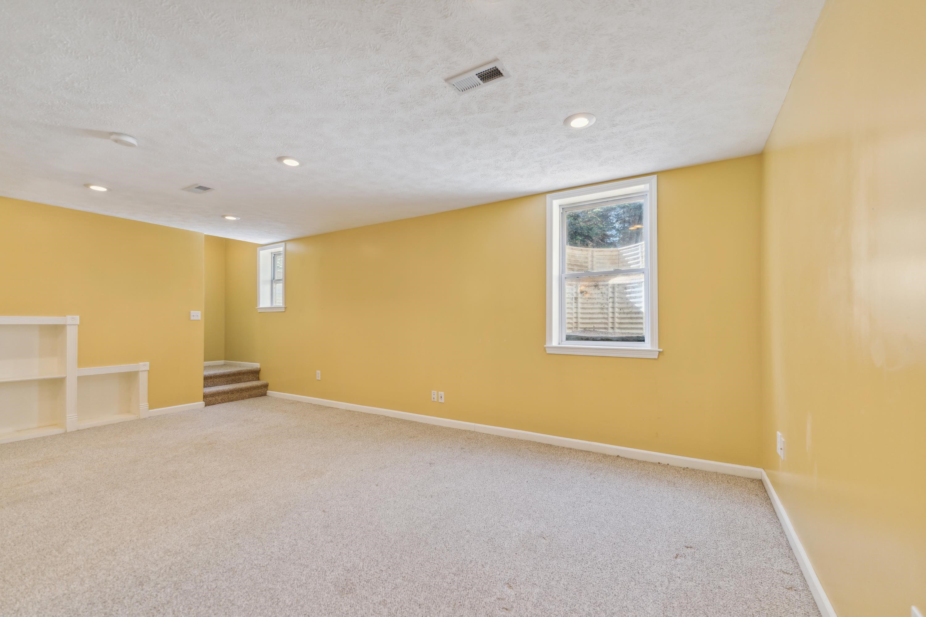 864 Mulberry Drive