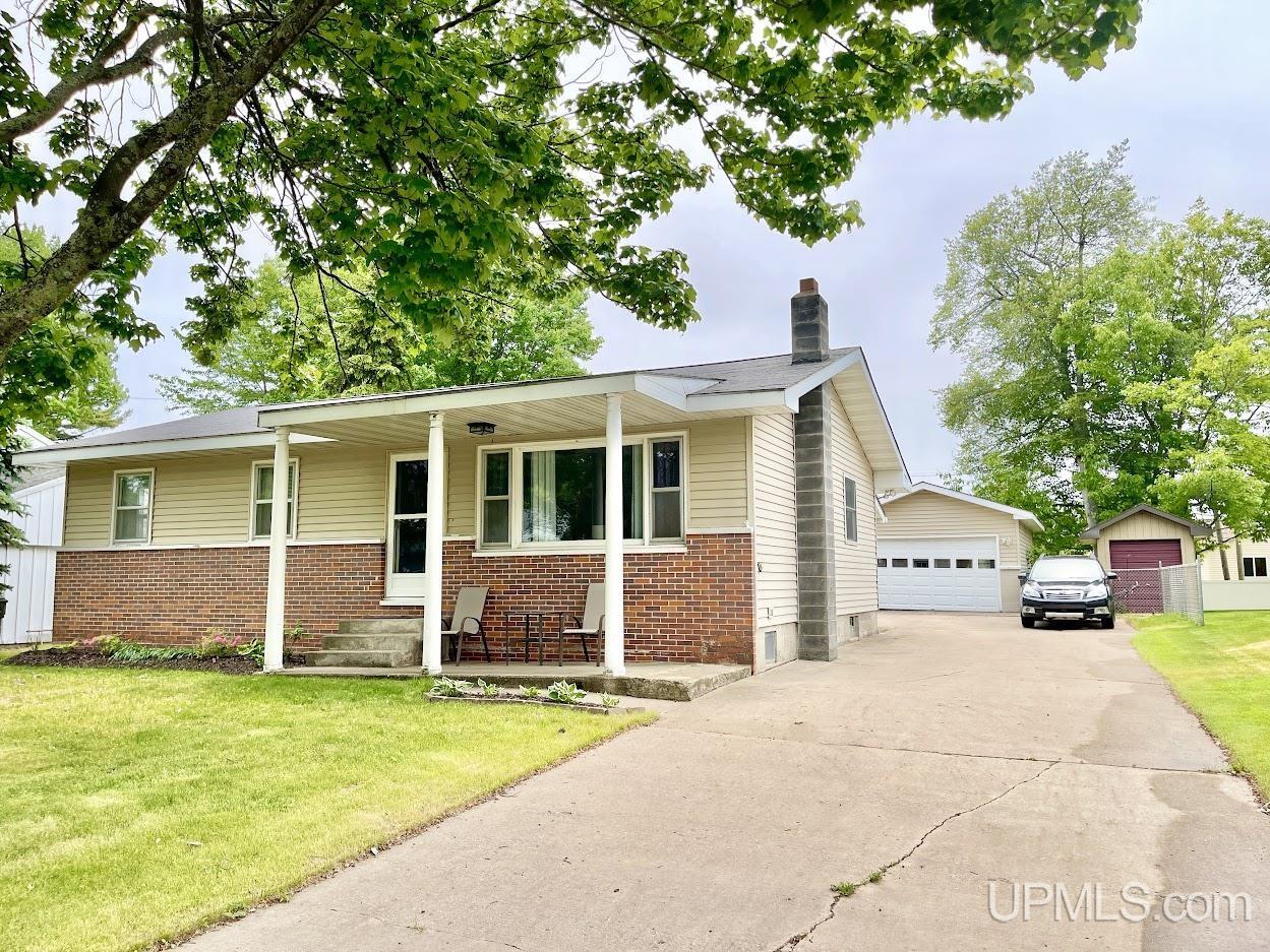 Residential for sale in Escanaba, Michigan, 50112197