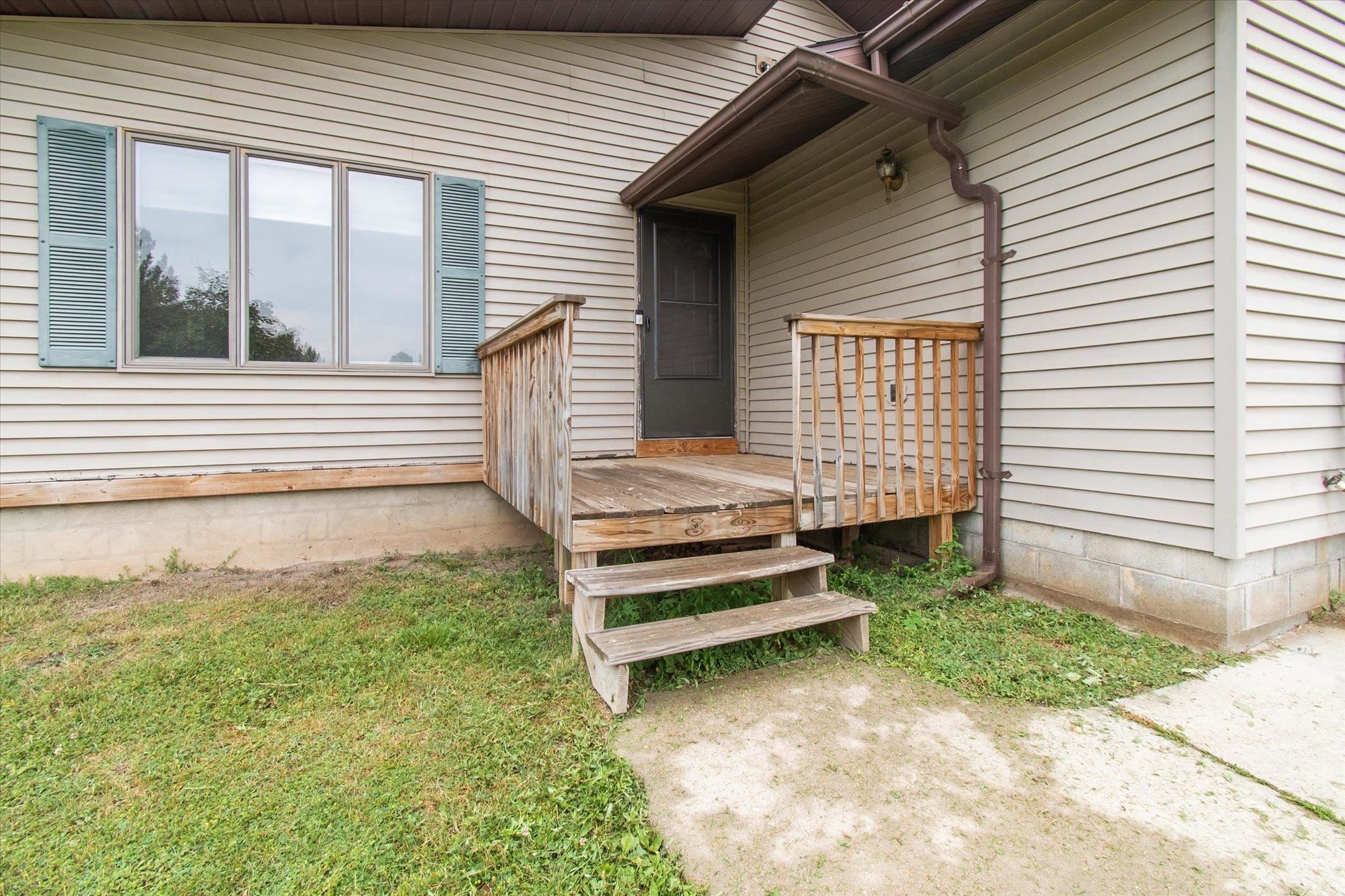 5443 Wellington Road