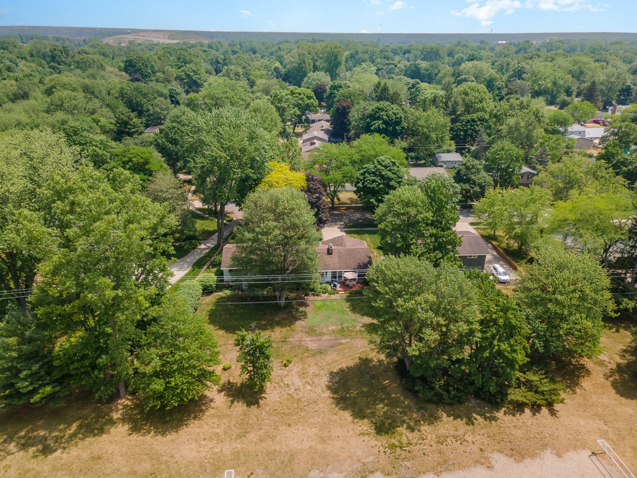 3901 Westbrier Terrace