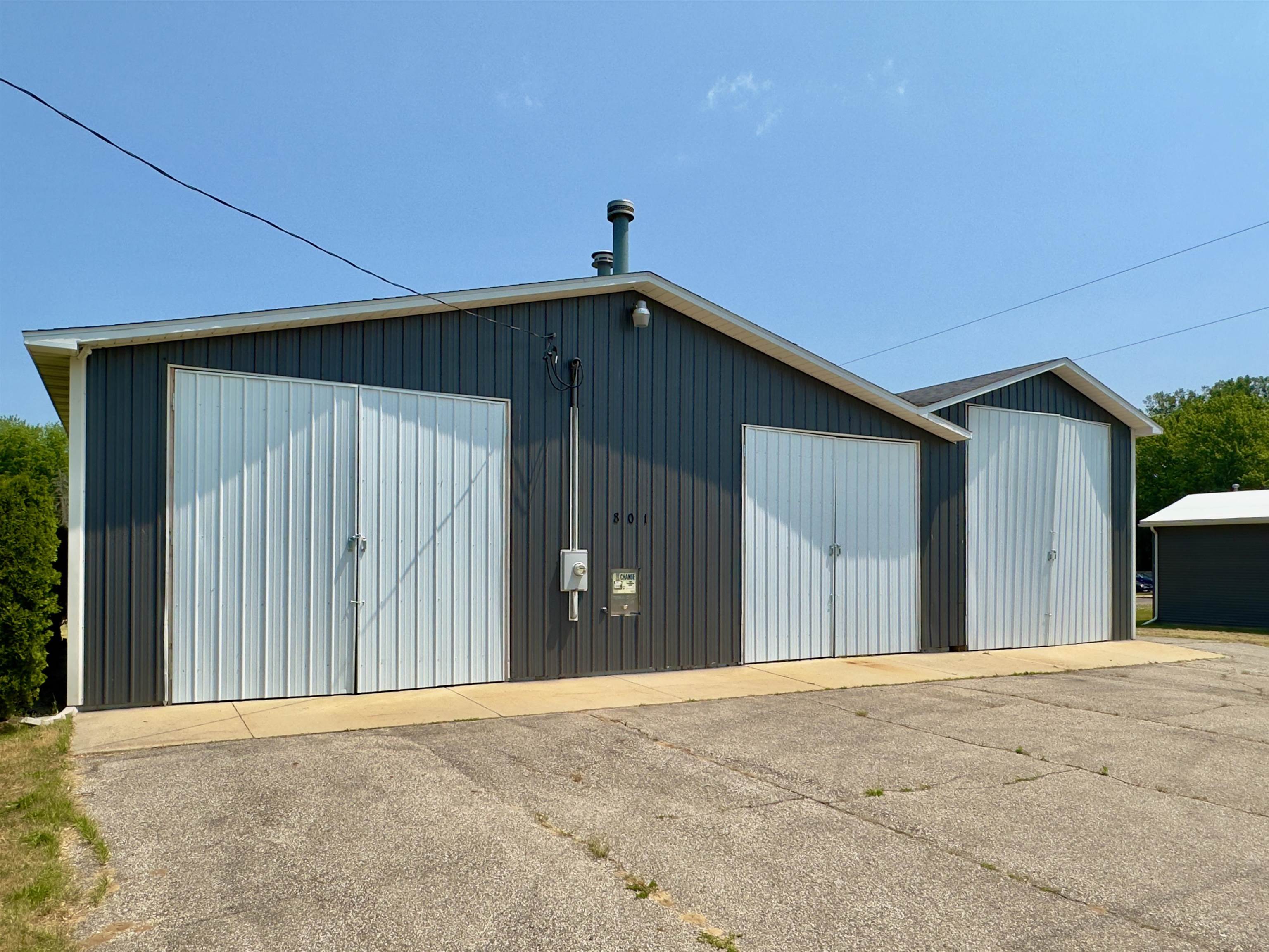 801 E Railway Street