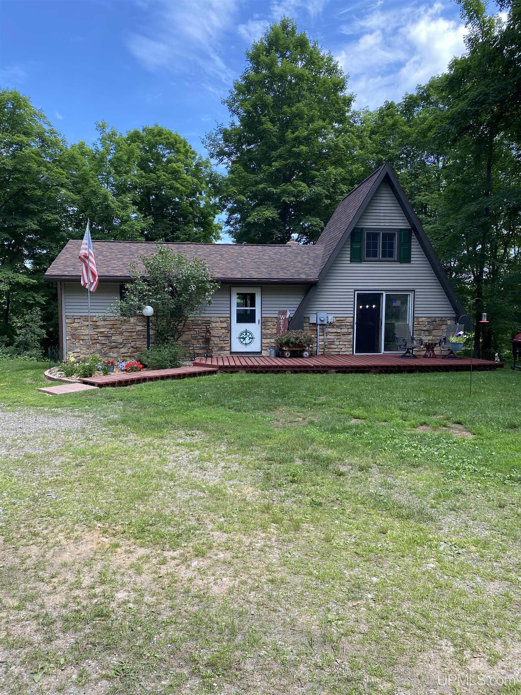 Upper Peninsula Real Estate from Great Lakes and Land Real Estate Co