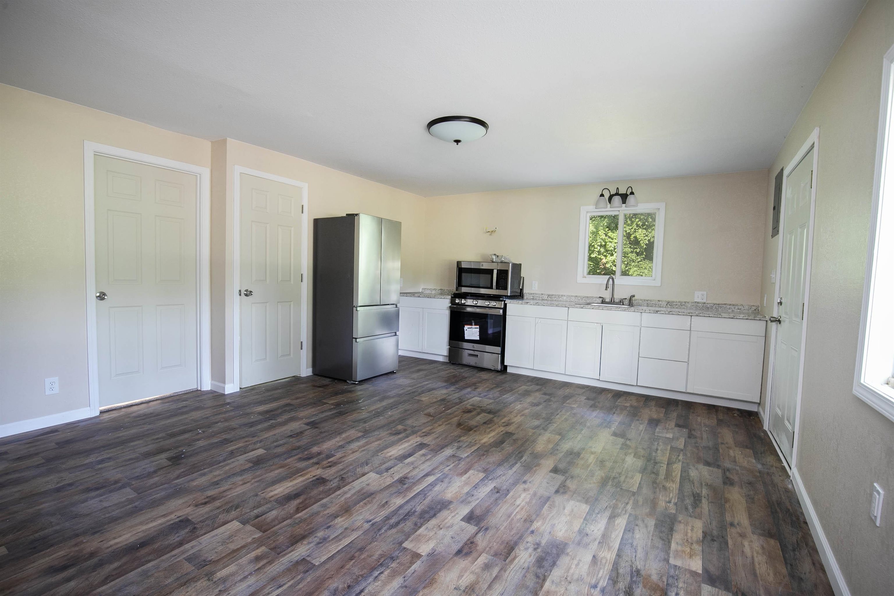 1039 Creek