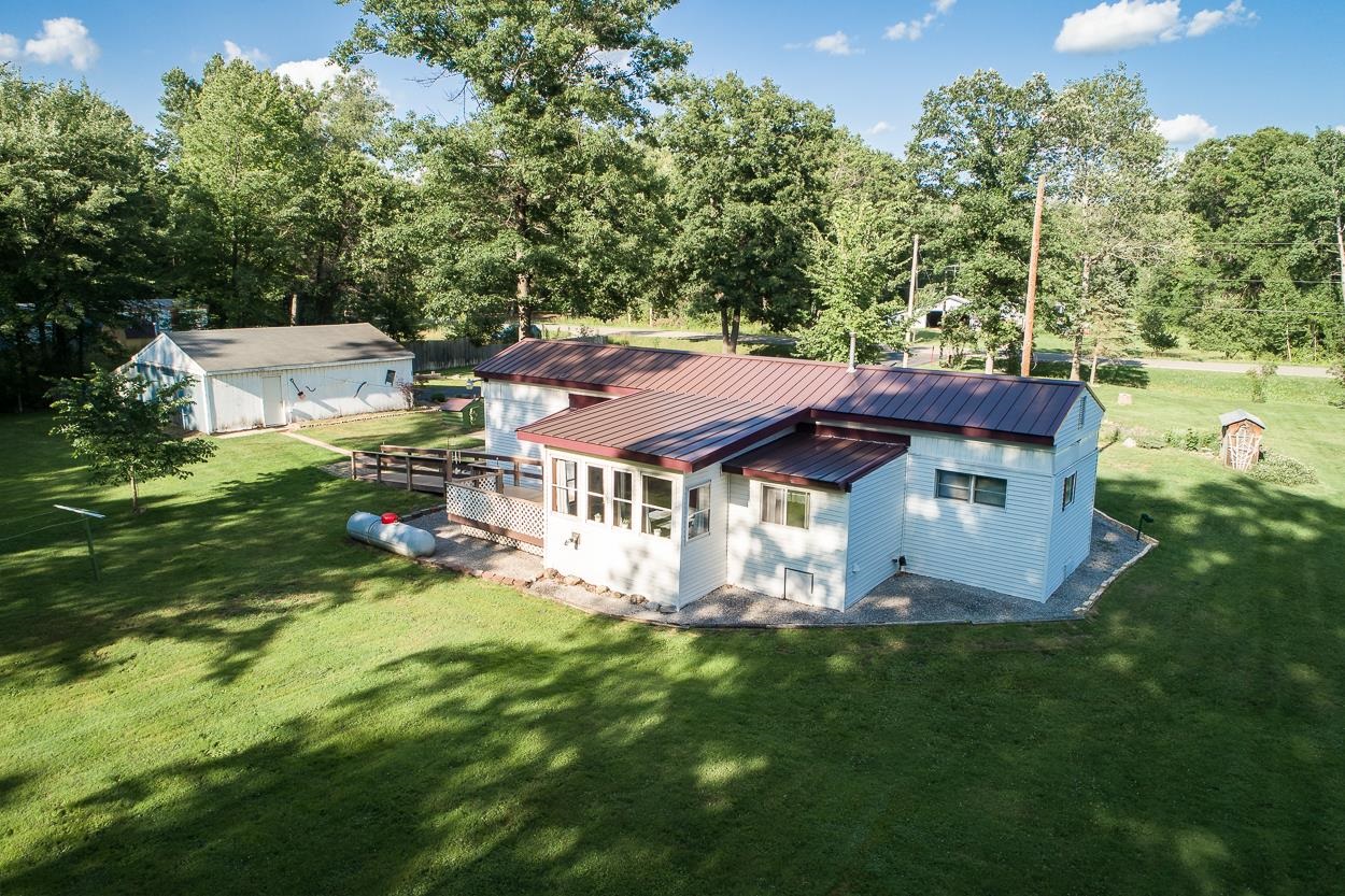 1602 S Eight Mile Road