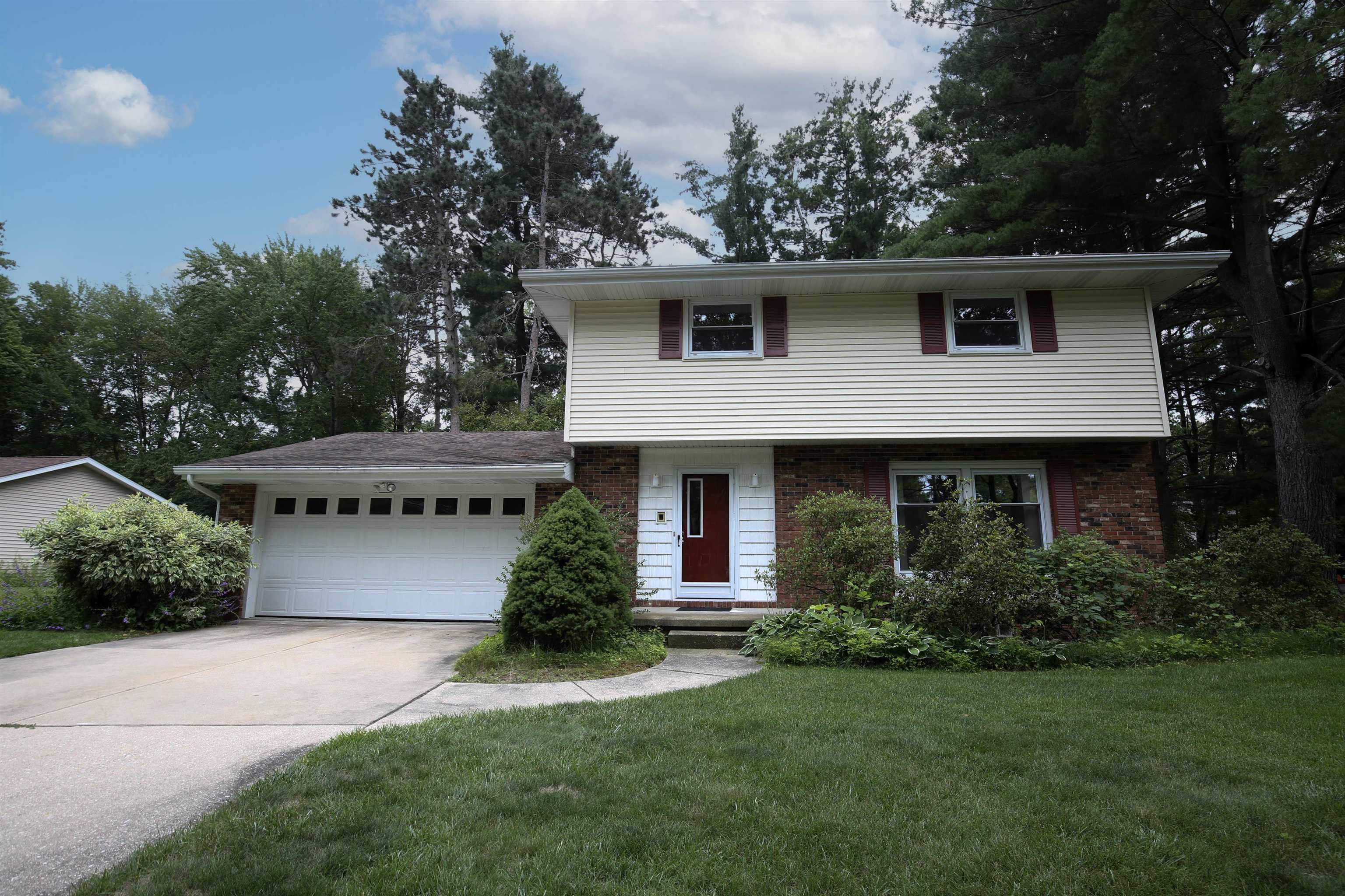 1425 Dilloway Drive