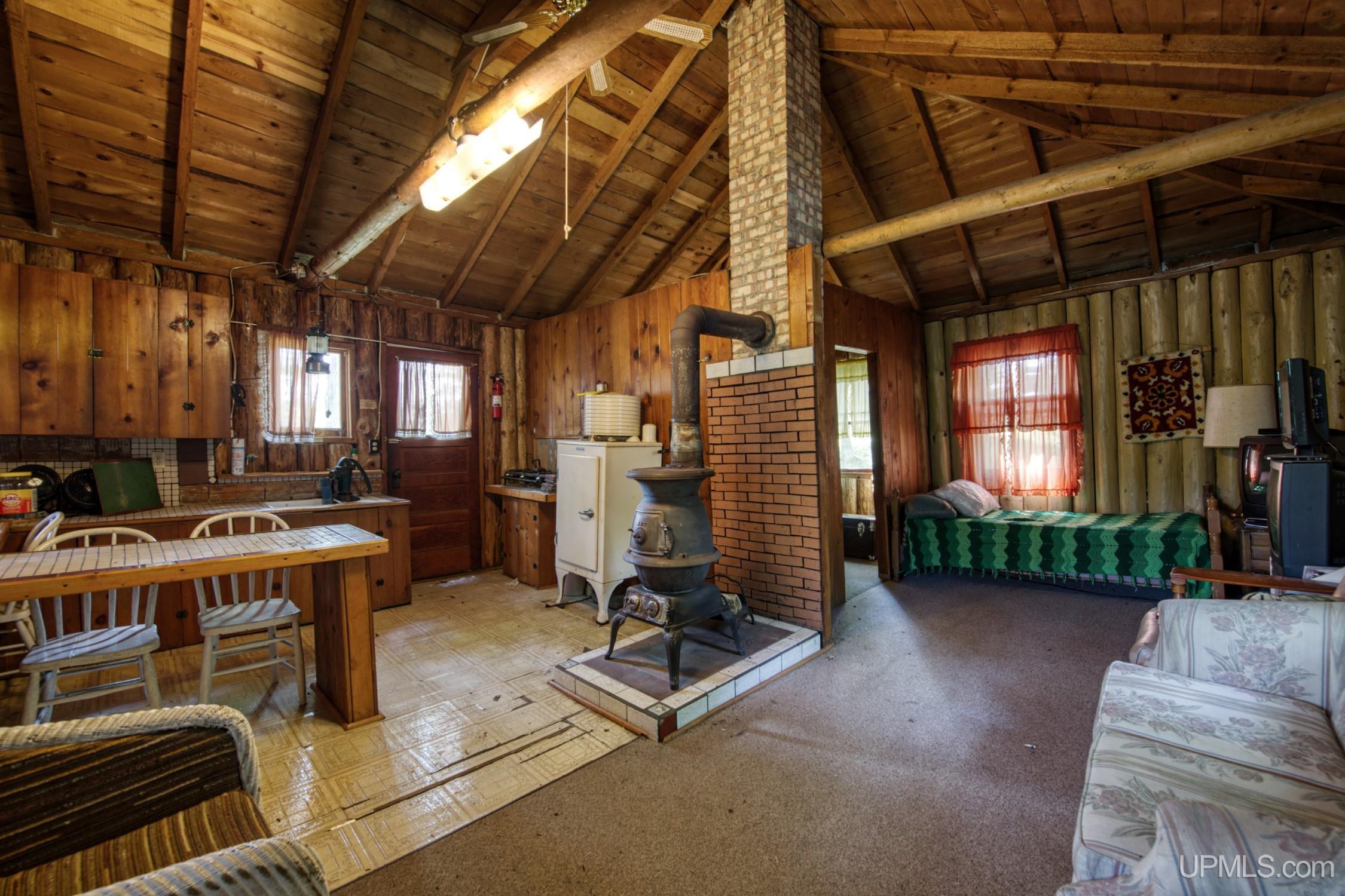 Residential for sale in Crystal Falls, Michigan, 50118787