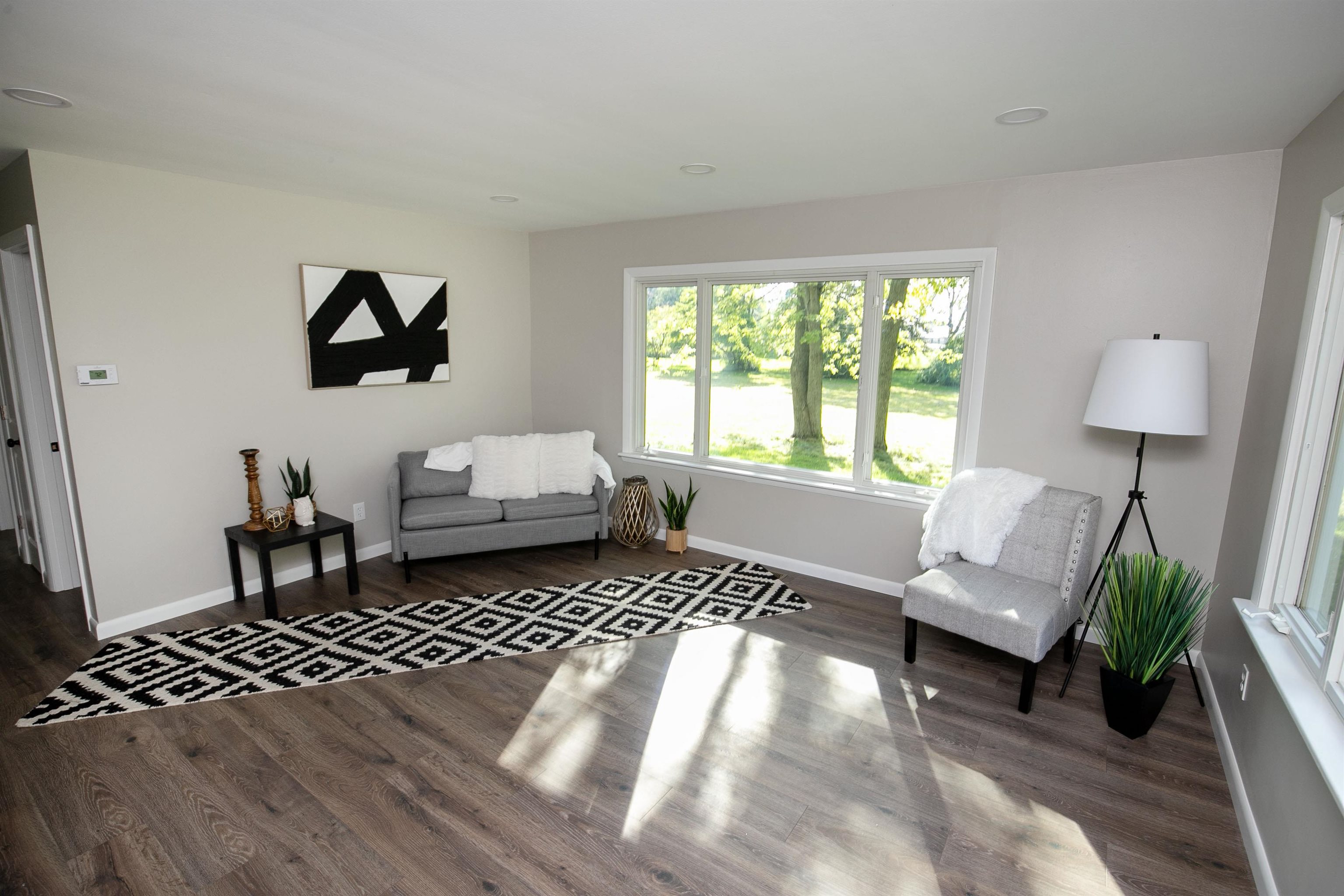 3058 E Gordonville