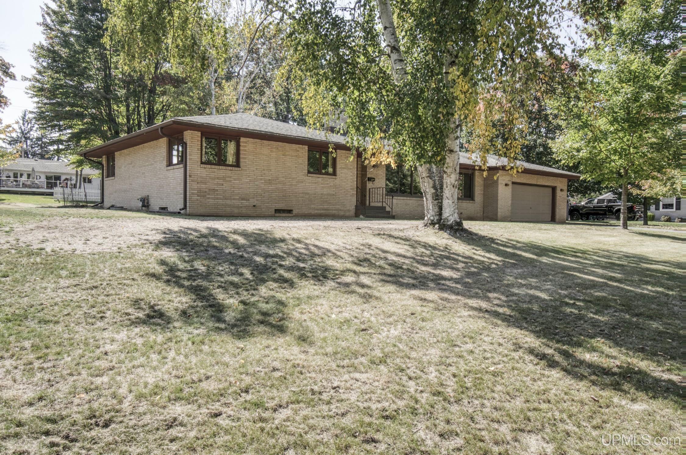 Residential for sale in Iron Mountain, Michigan, 50123045