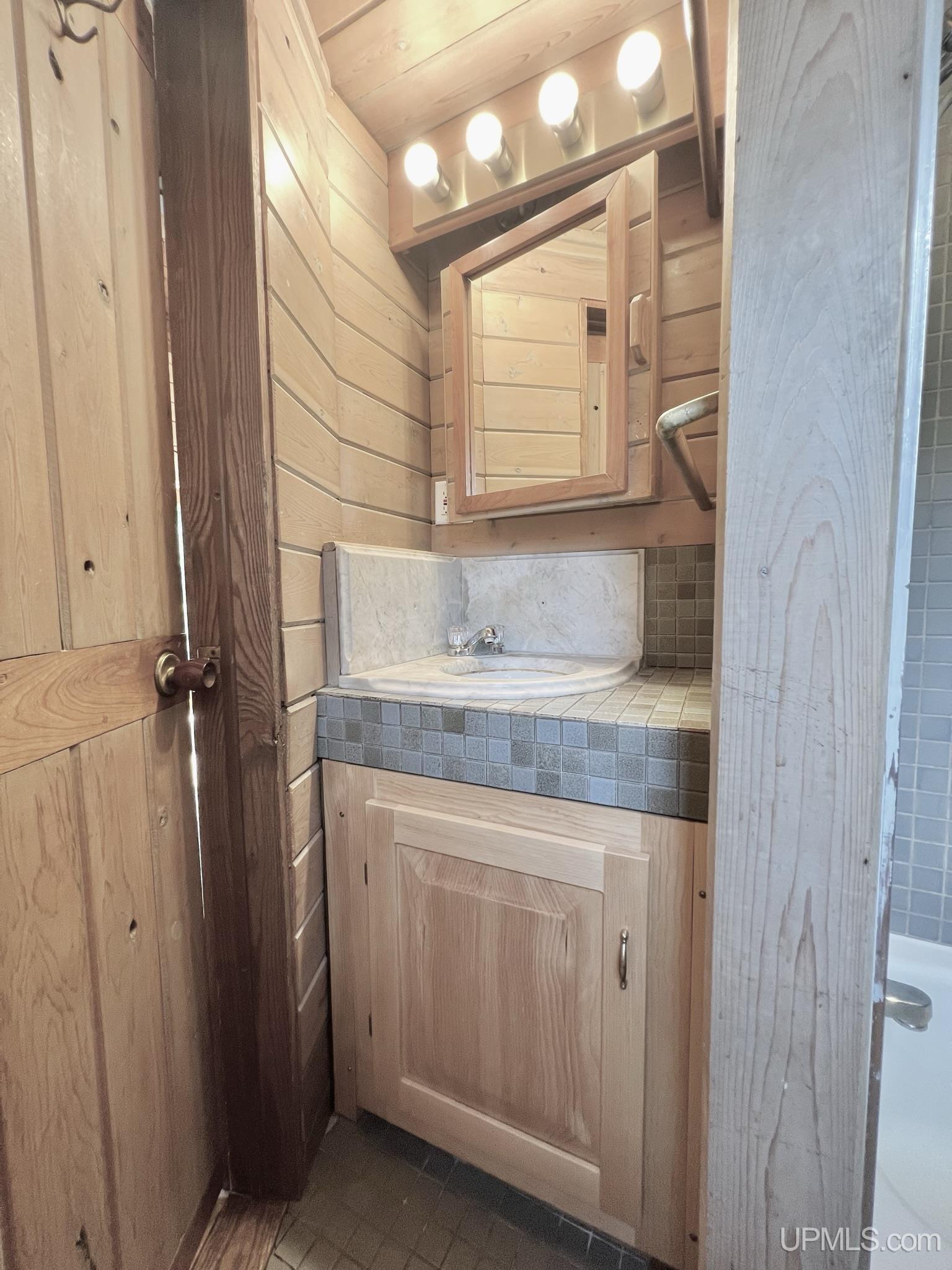 idxnew Leeds Real Estate