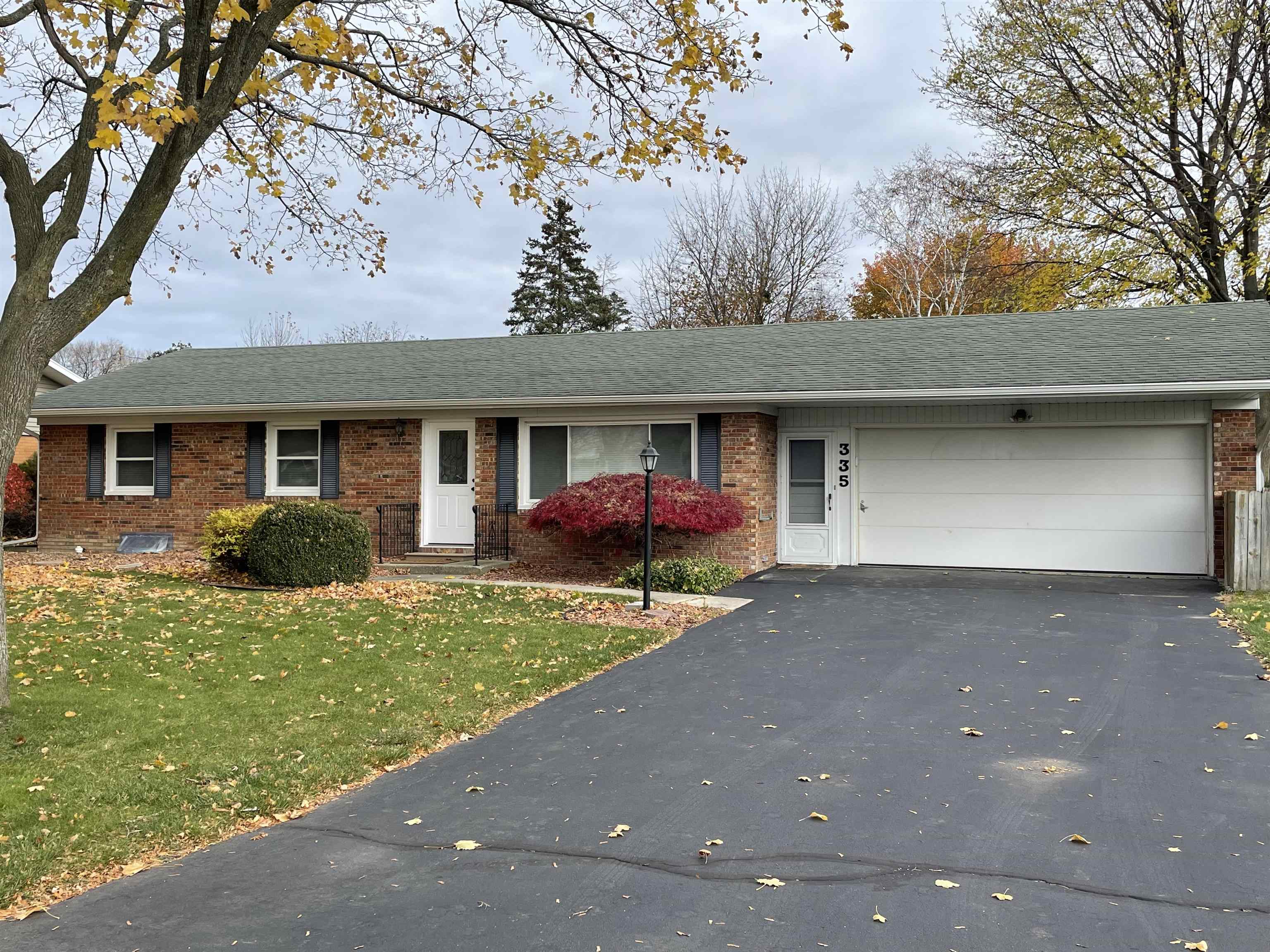 335 Sheridan Court Bay City 48708