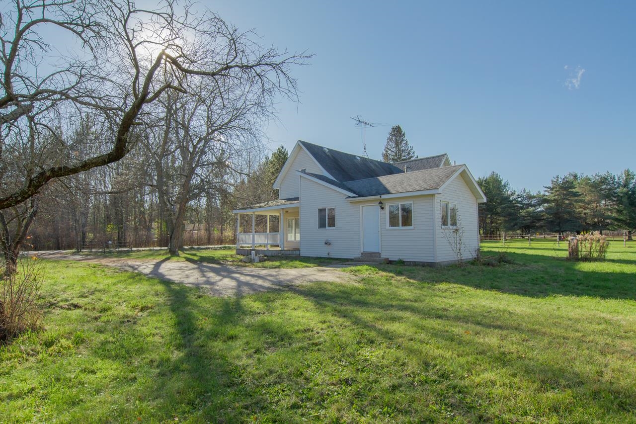 5878 Baker Coleman MI 48618 189 000