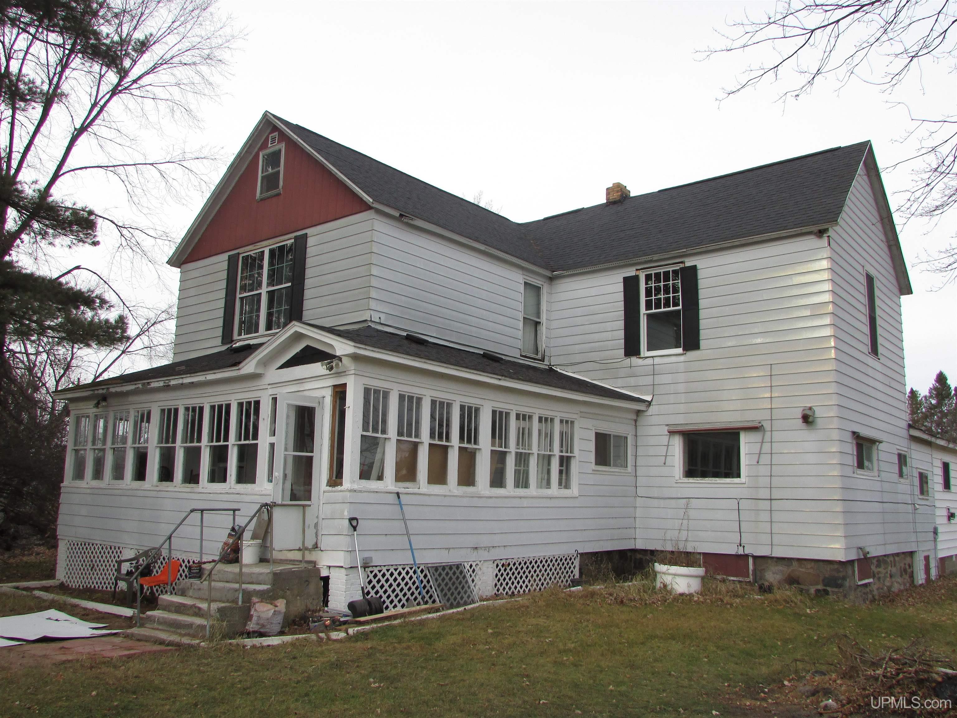 13684 Huron Sidnaw, MI 49961 MLS 50128389