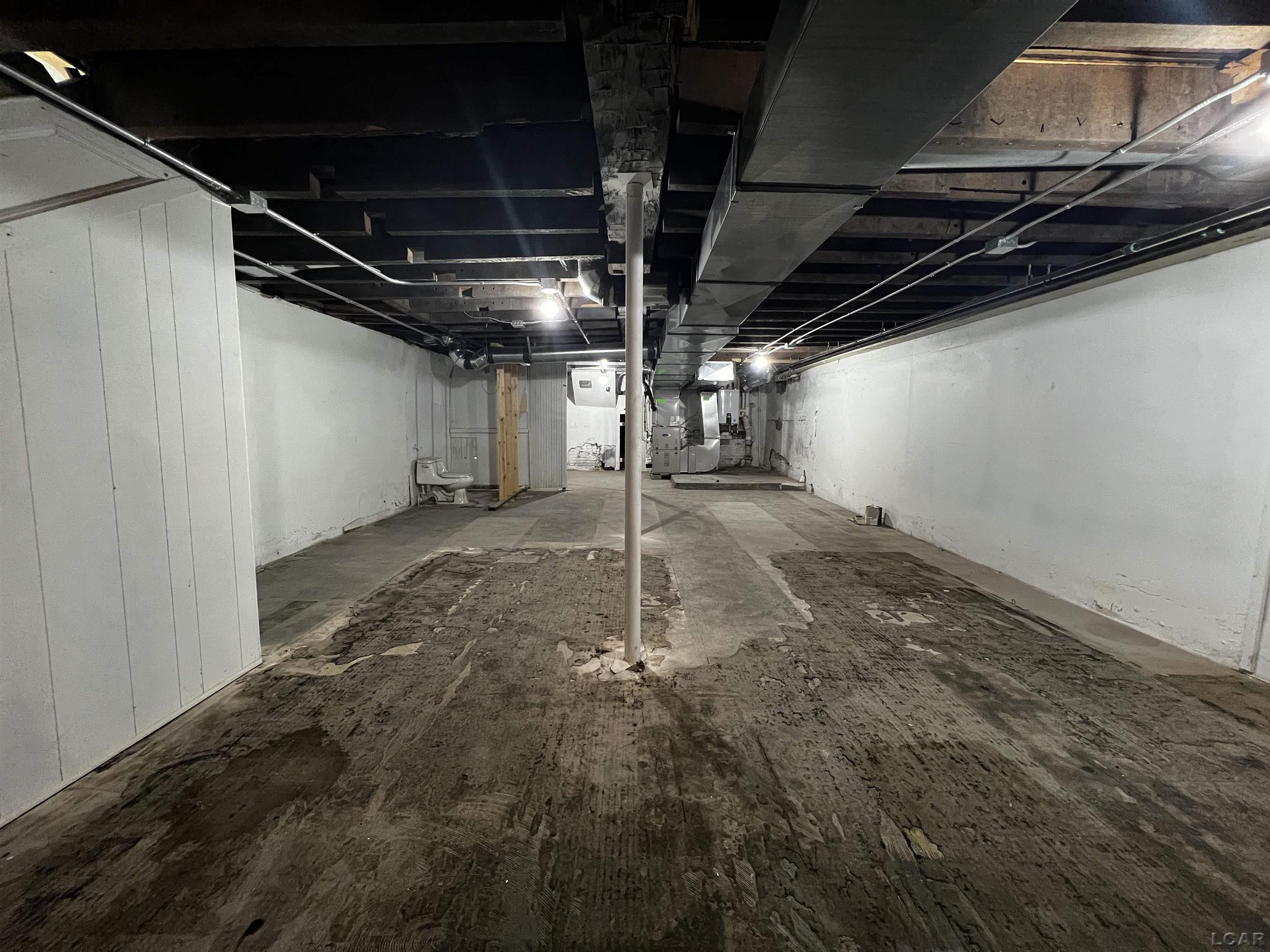 117 N Main