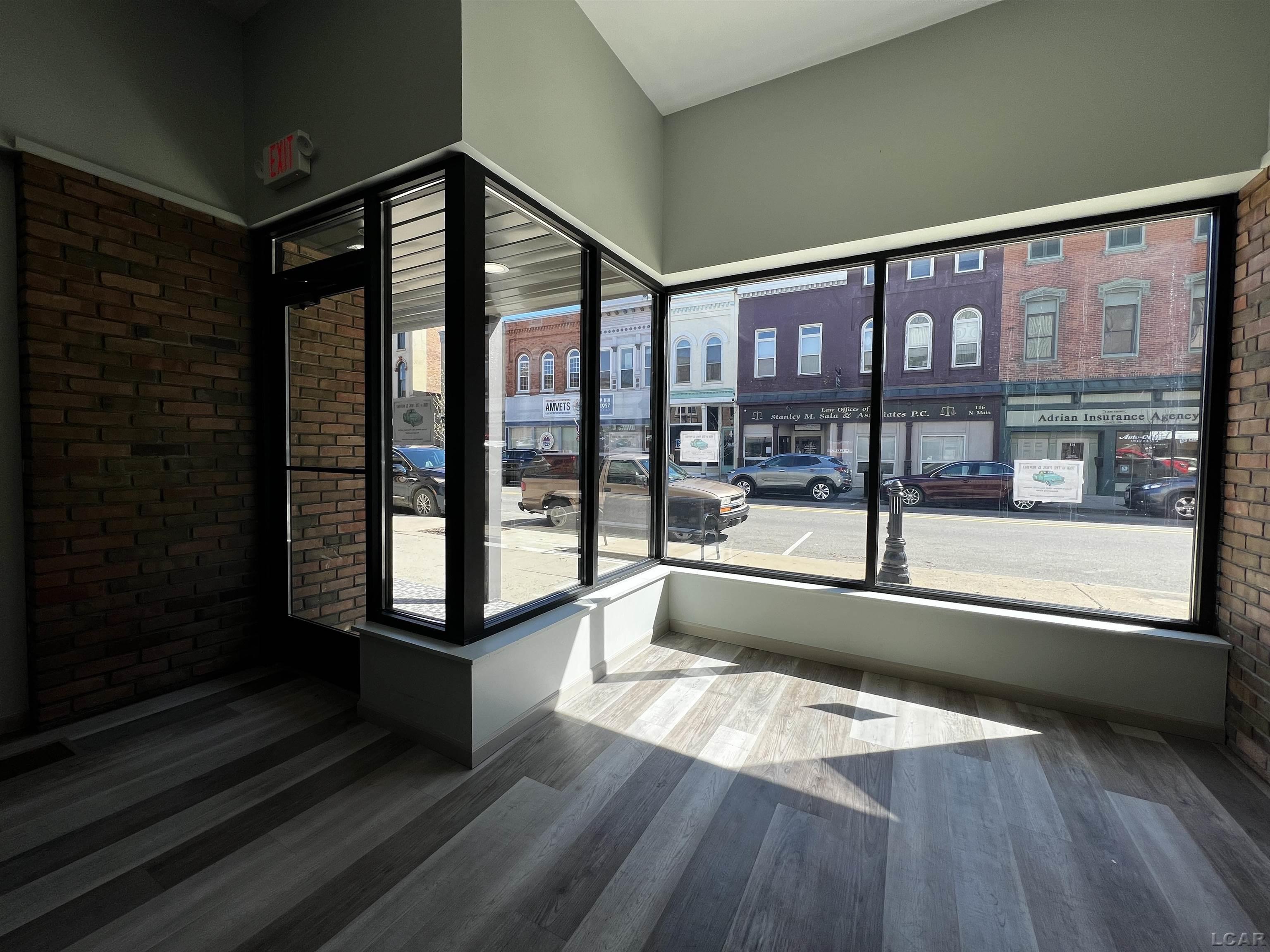 117 N Main