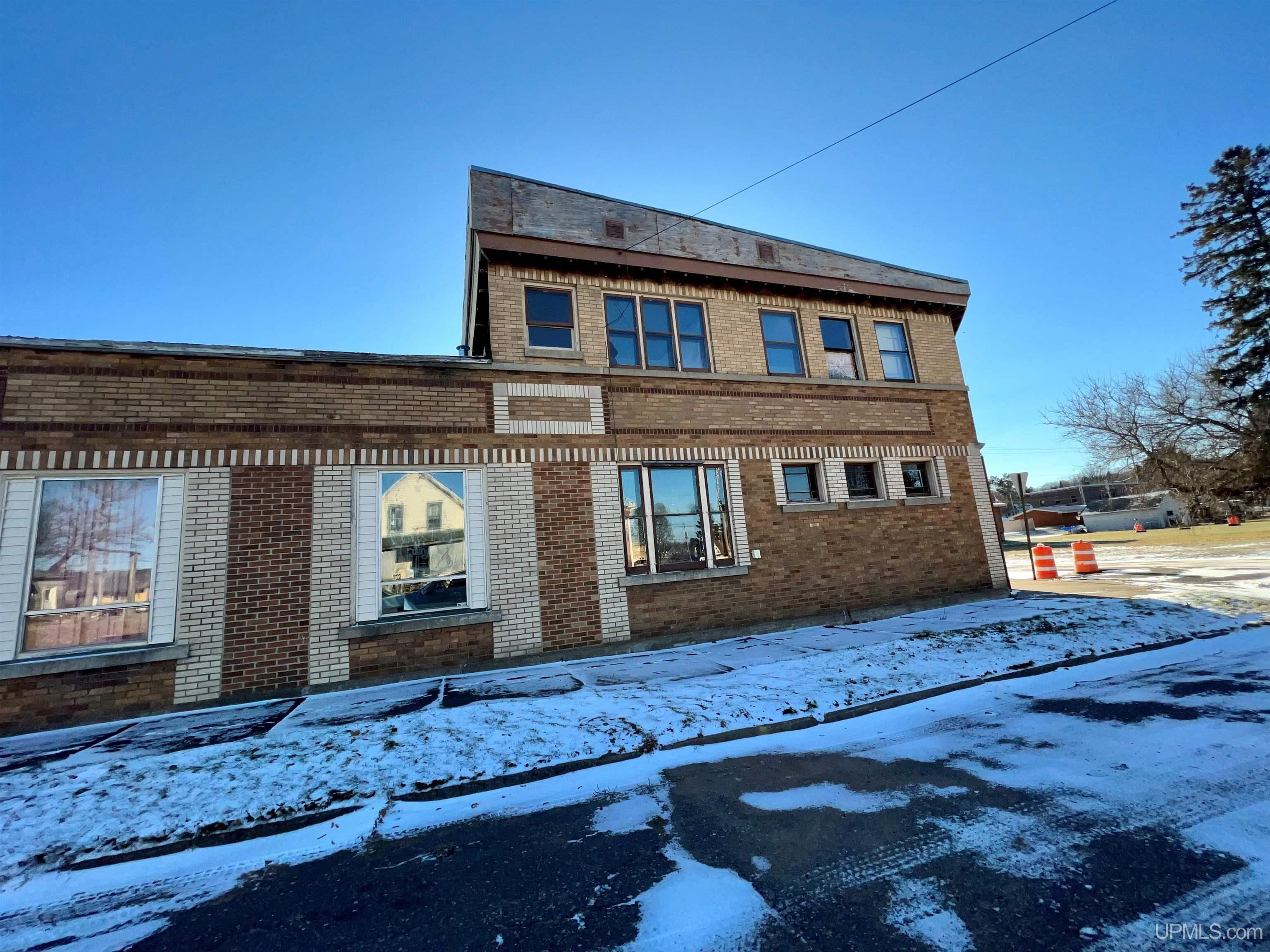 132 N Third Iron River, MI MLS50129751 Great Lakes and Land