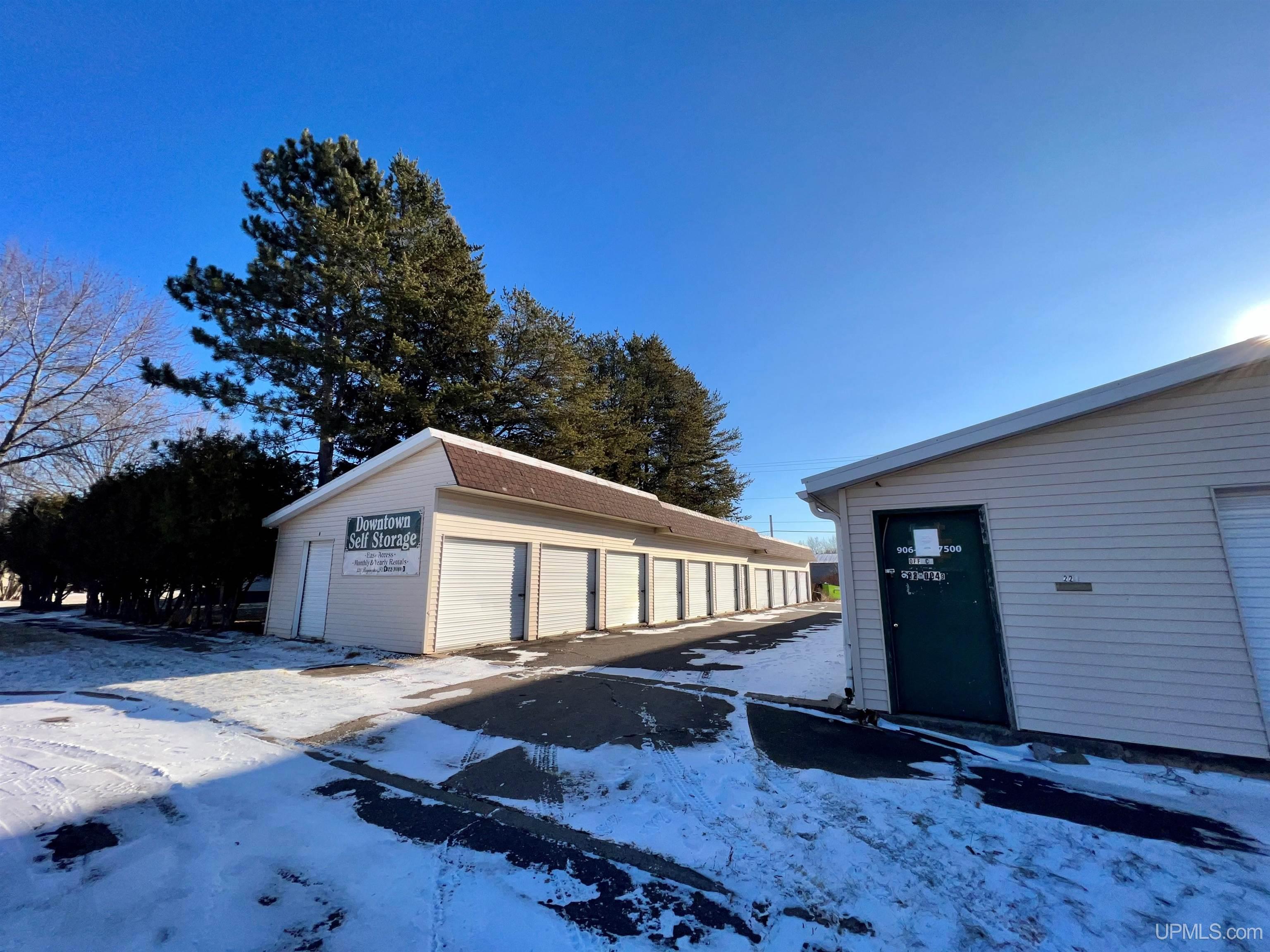 132 N Third Iron River, MI MLS50129751 Great Lakes and Land