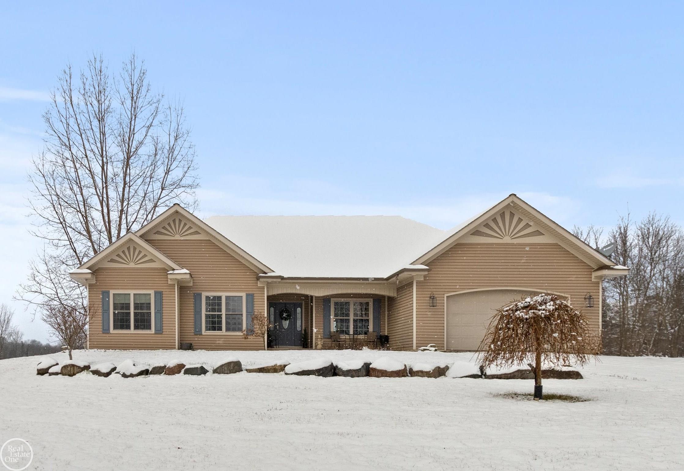 4699 BROWN, KENOCKEE, MI 48006