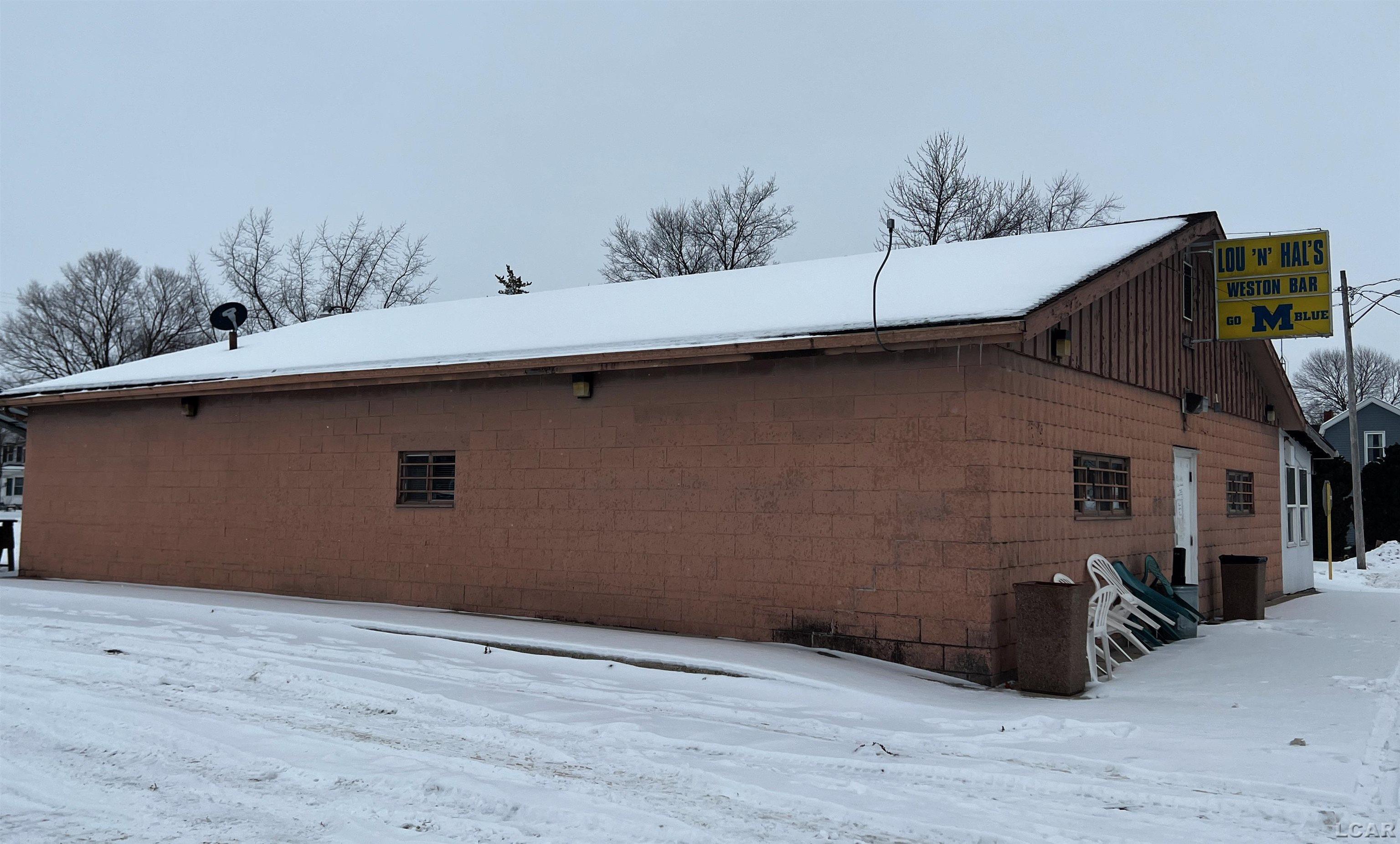 4090 W Weston