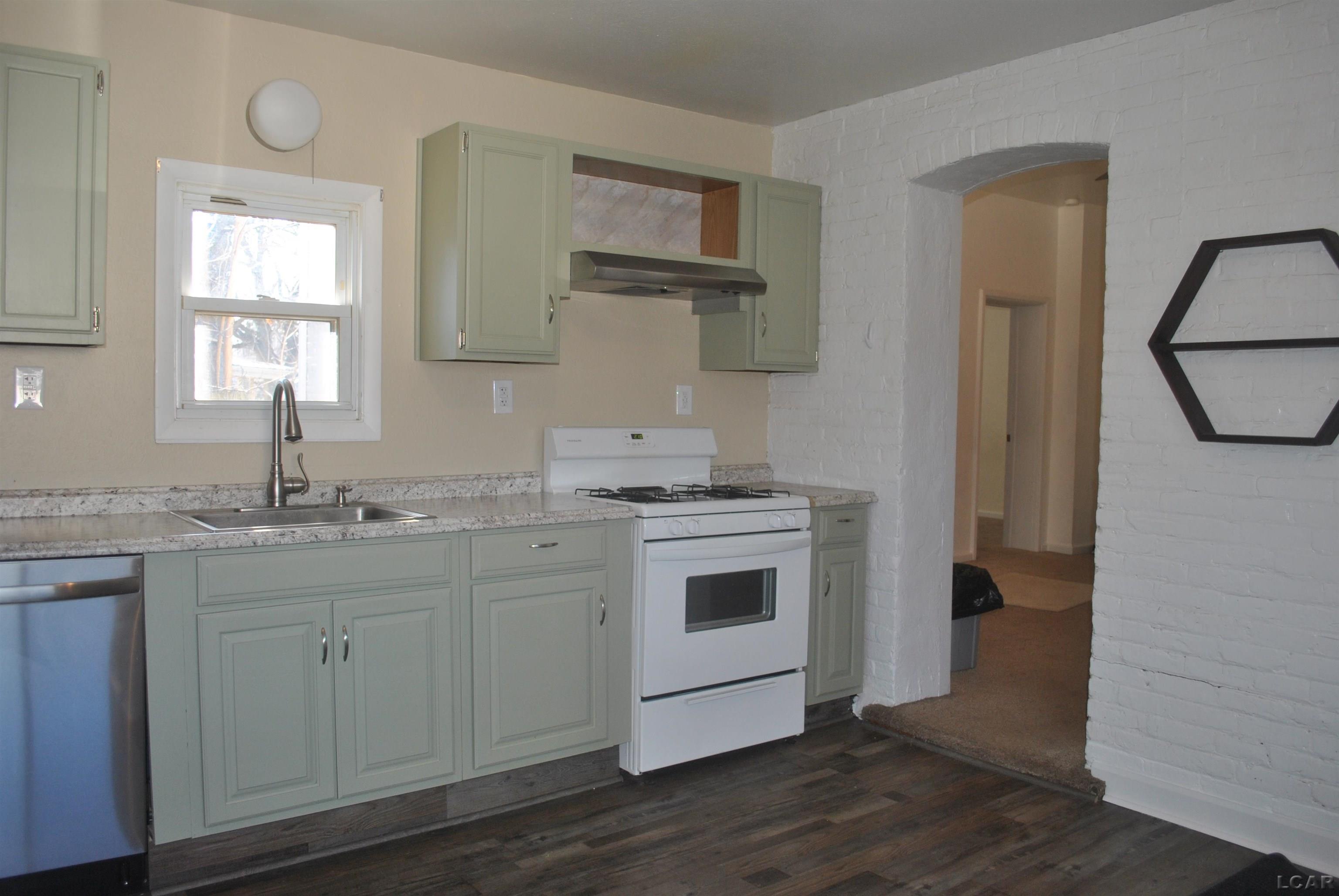 618 Comstock