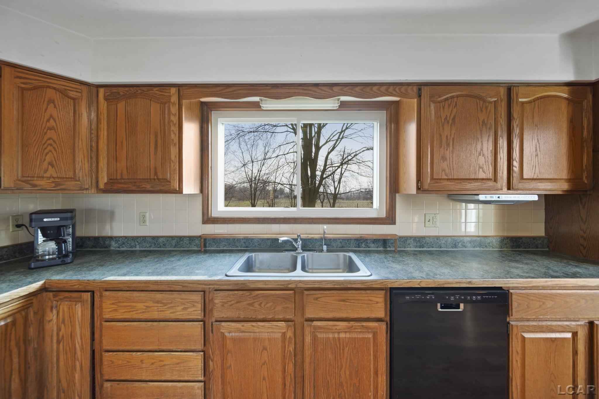 7625 W Cadmus
