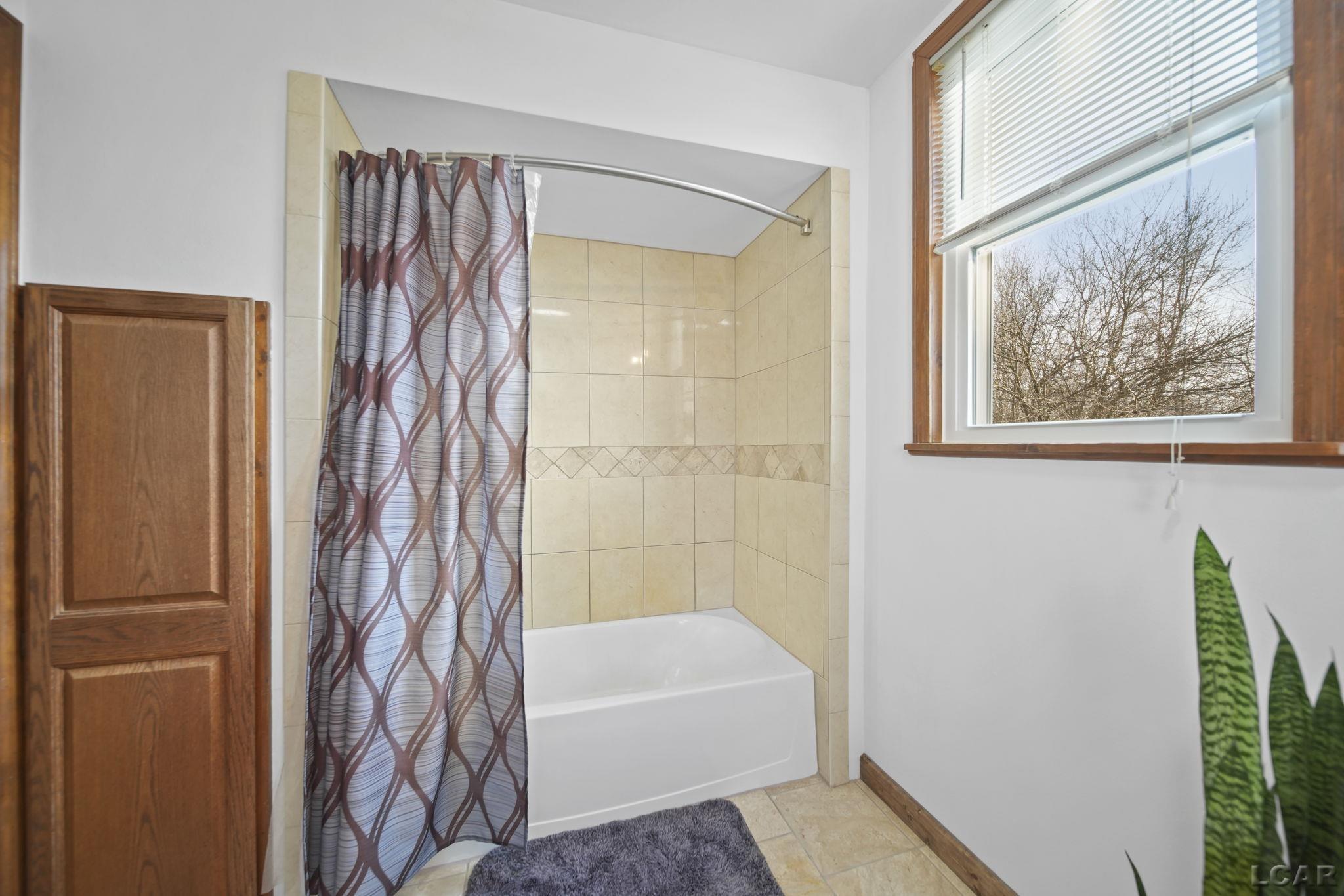 7625 W Cadmus