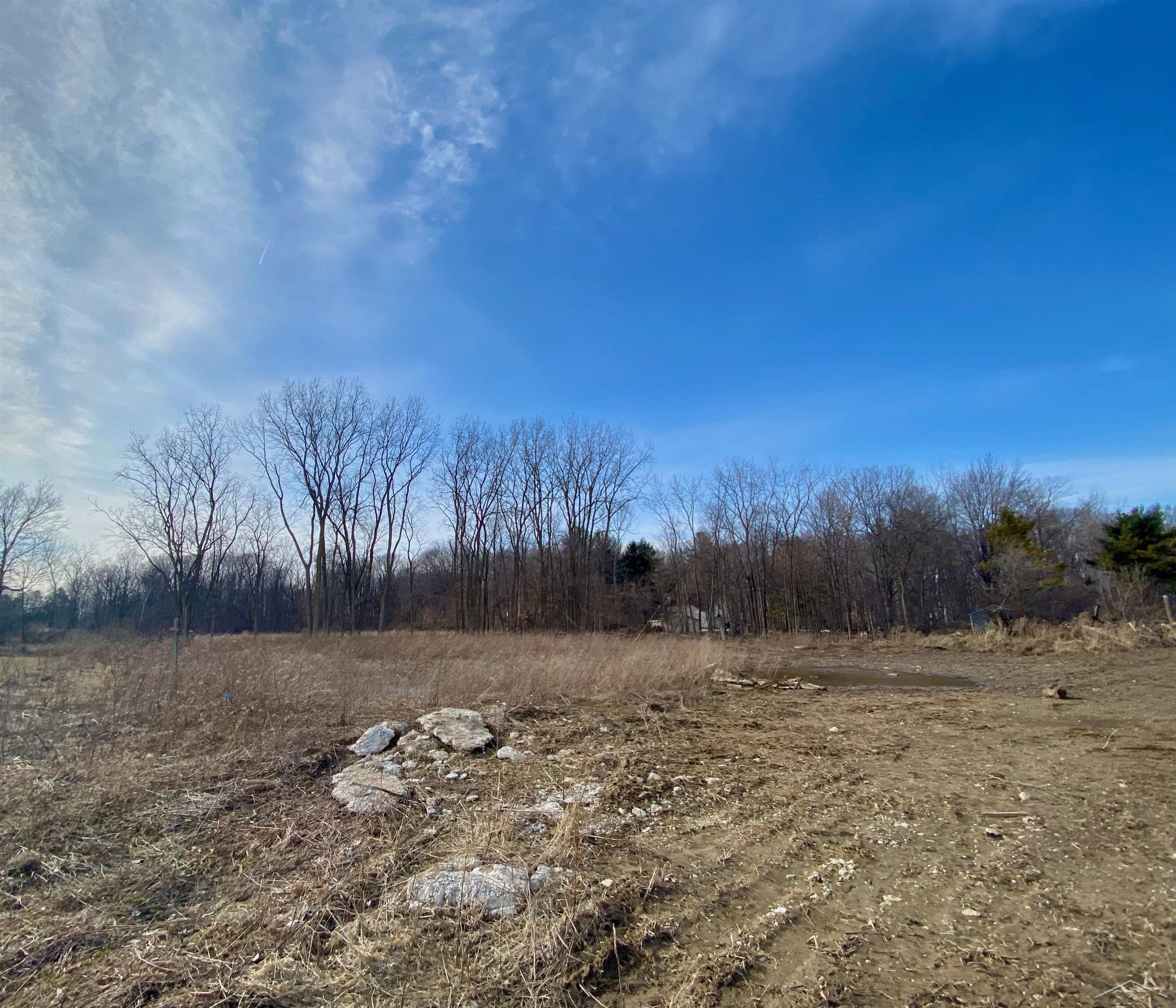 Homes for sale in Tittabawassee Township Saginaw, MI | #18 Eagle Forest Dr, Tittabawassee Township Saginaw, MI 48623 | MLS# 61050139934