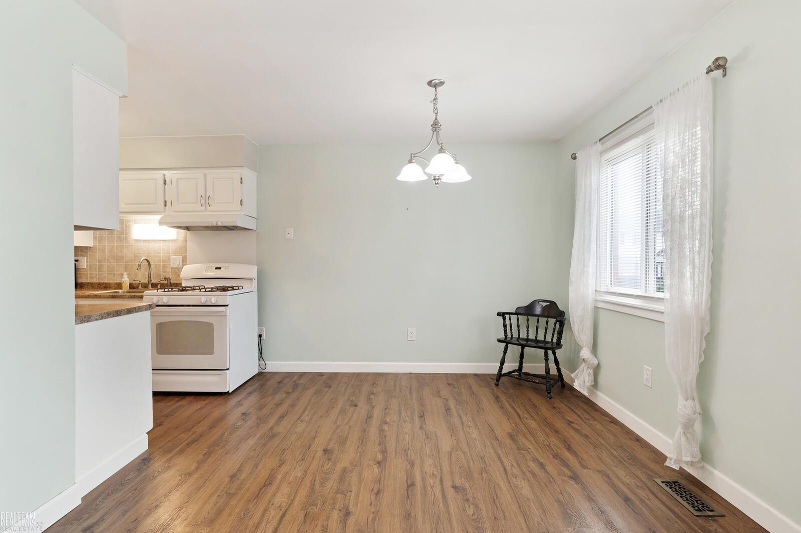 2064 Orchard Crest for sale in Utica, Michigan, 50140498