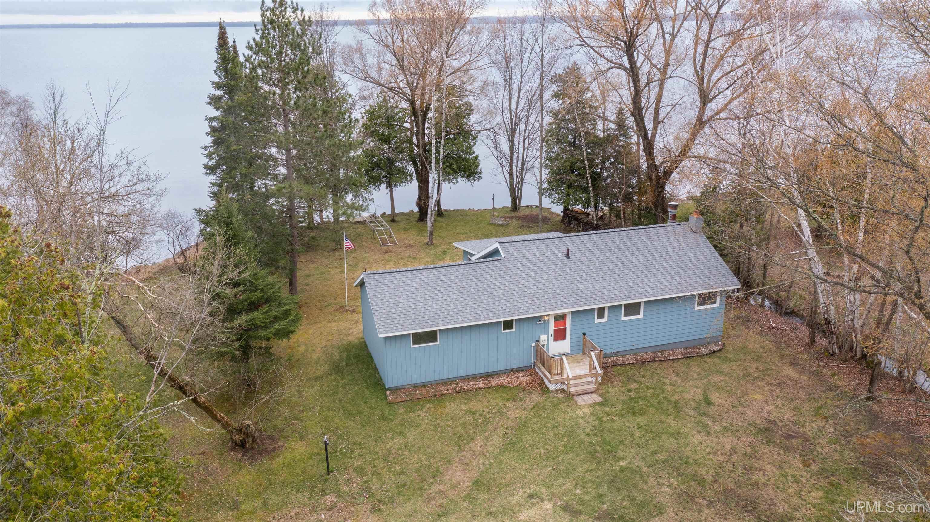 Photo # for Listing #50136400 in Manistique