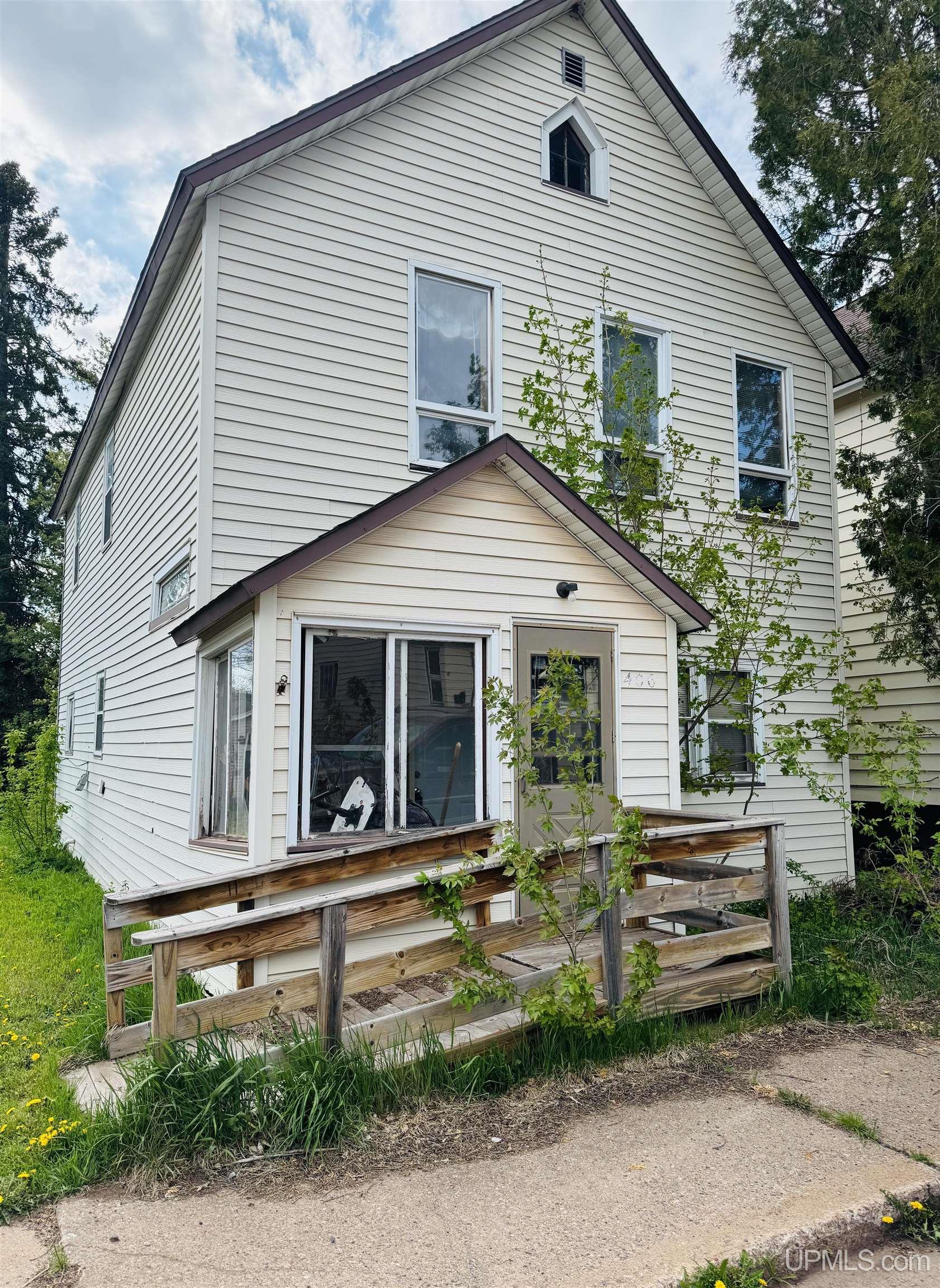 Photo # for Listing #50141303 in Ishpeming