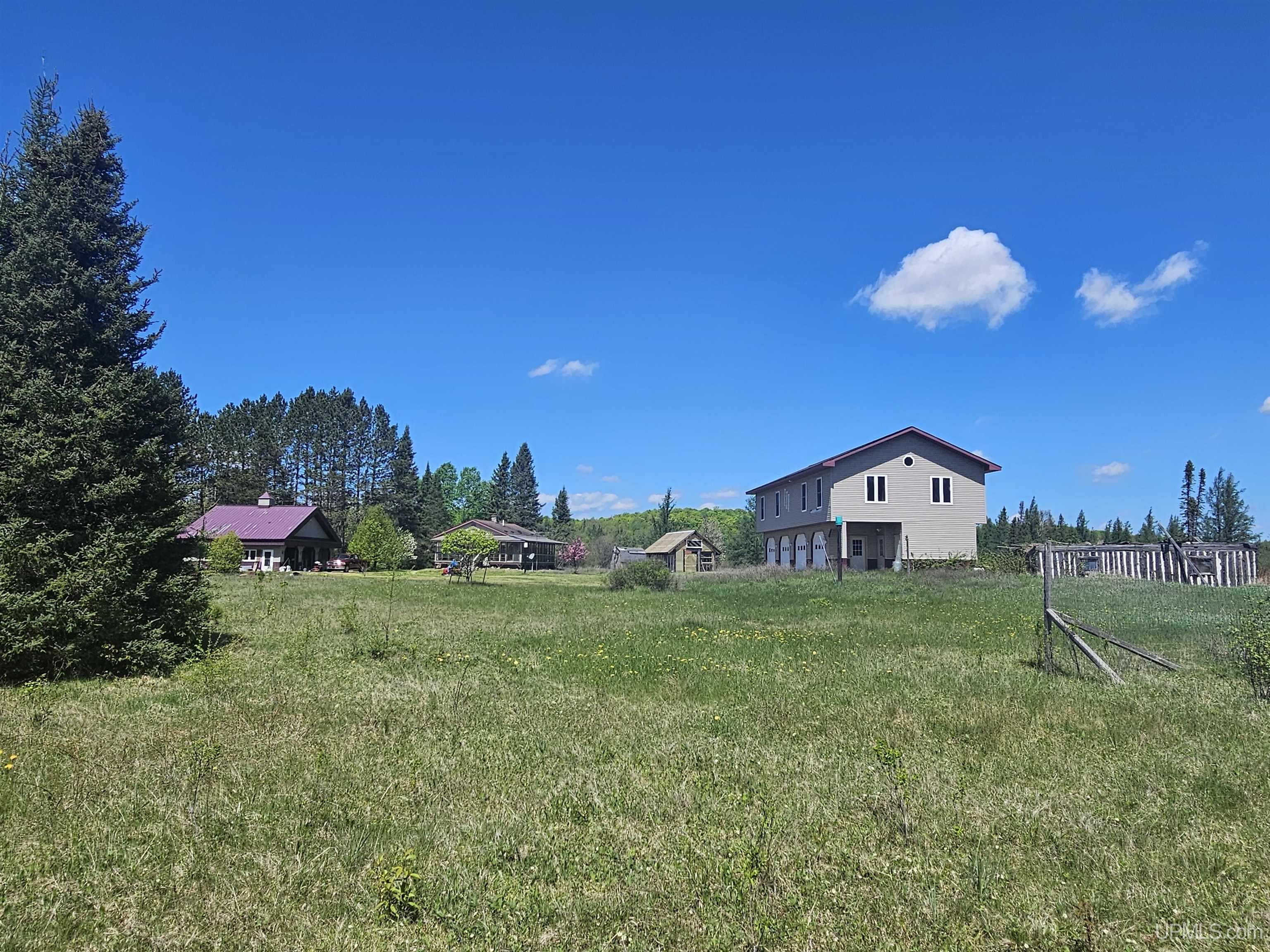 waterfront-listings-up-north-realty
