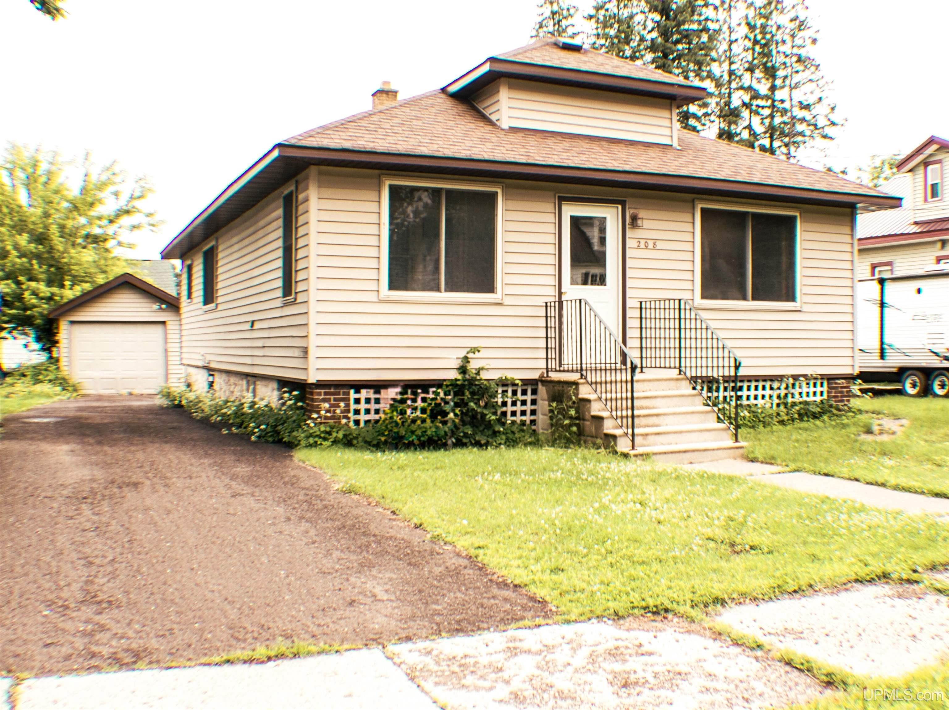 Residential Real Estate L'Anse Michigan