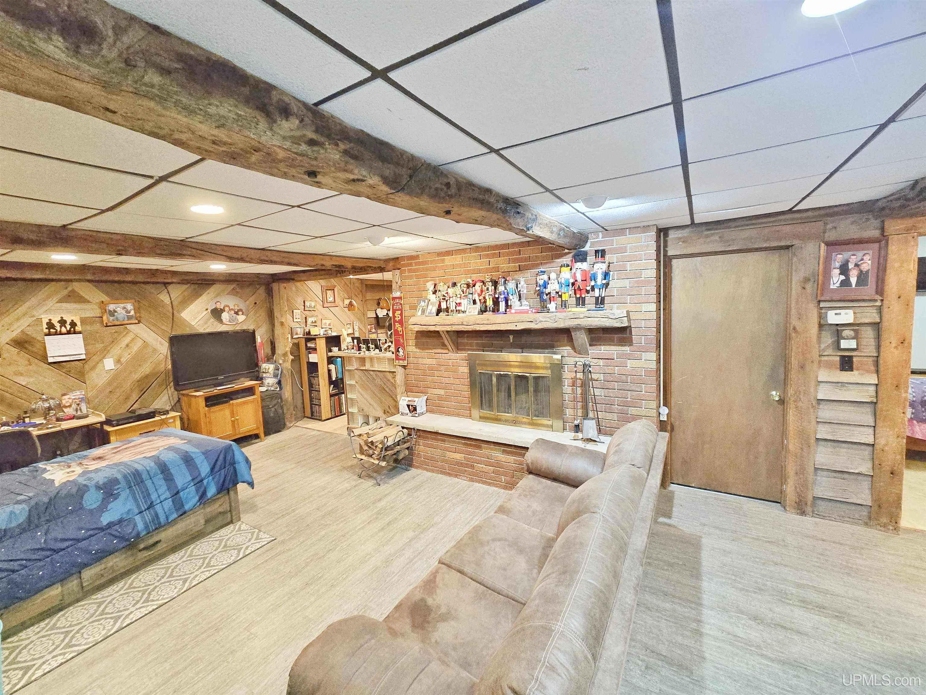 W8709 Lakeview Drive